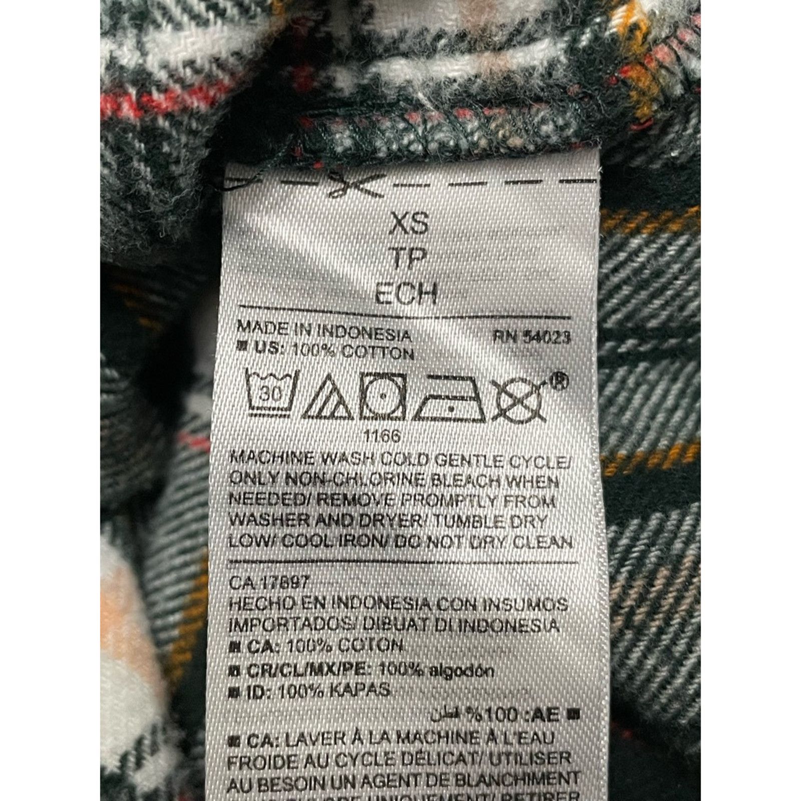 Old Navy Old Navy Collared Shirt Button-Up Long Sleeve Plaid Multi XS Size XS / US 0-2 / IT 36-38 - 8 Thumbnail