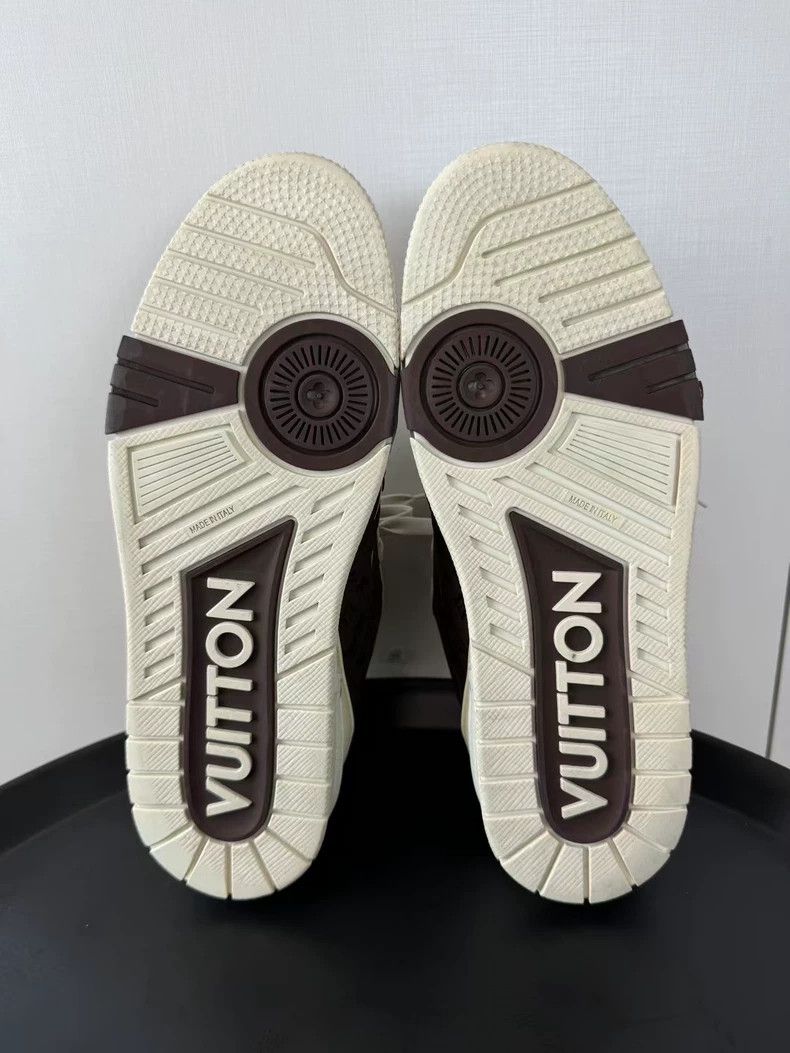 Louis Vuitton Louis Vuitton Tyler co-branded brown presbyopic trainer sn Size US 9 / EU 42 - 5 Thumbnail