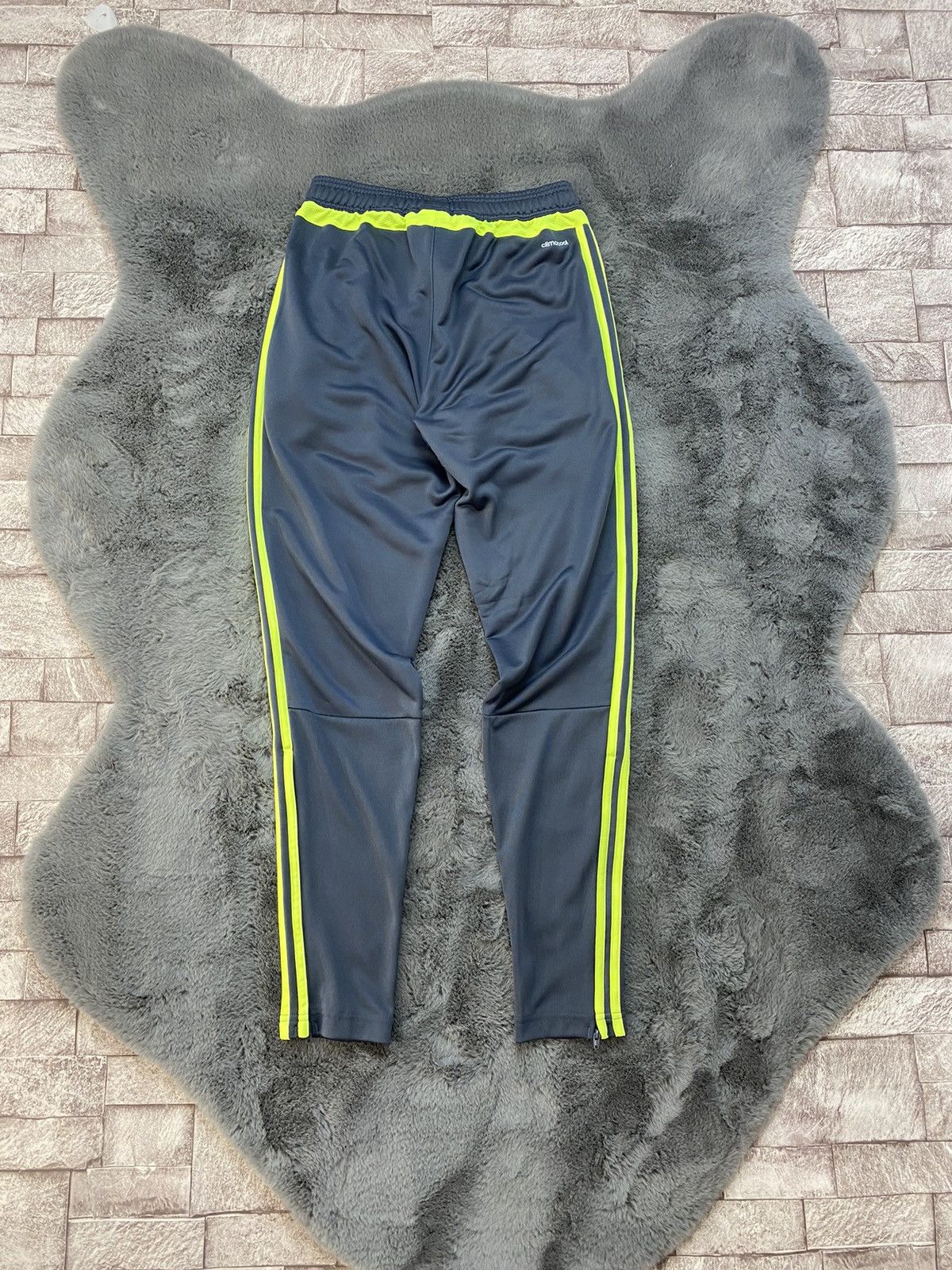 Adidas × Vintage Adidas Real Madrid Track Pants/Joggers Green Stripe Size S Size US 32 / EU 48 - 10 Thumbnail