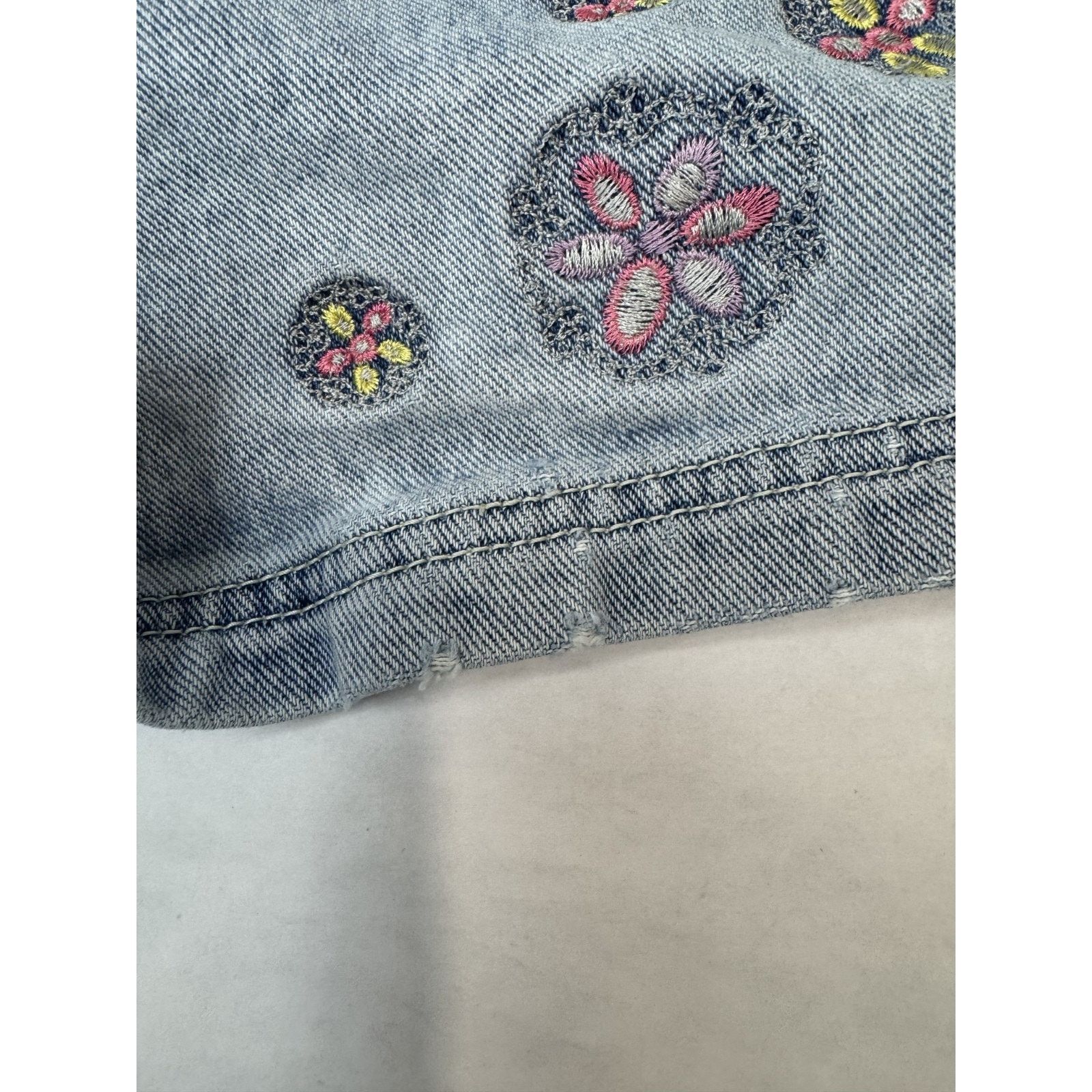 Other Vtg 80s No Excuses Embroidered Floral Jean Short Festival 9 Size 28" / US 6 / IT 42 - 7 Thumbnail