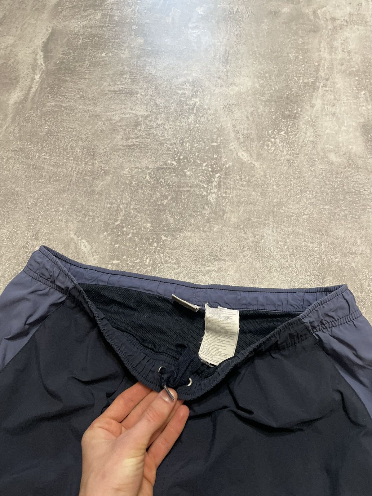 Nike × Vintage Vintage Nike Air Nylon Shorts Y2K Size US 30 / EU 46 - 9 Thumbnail