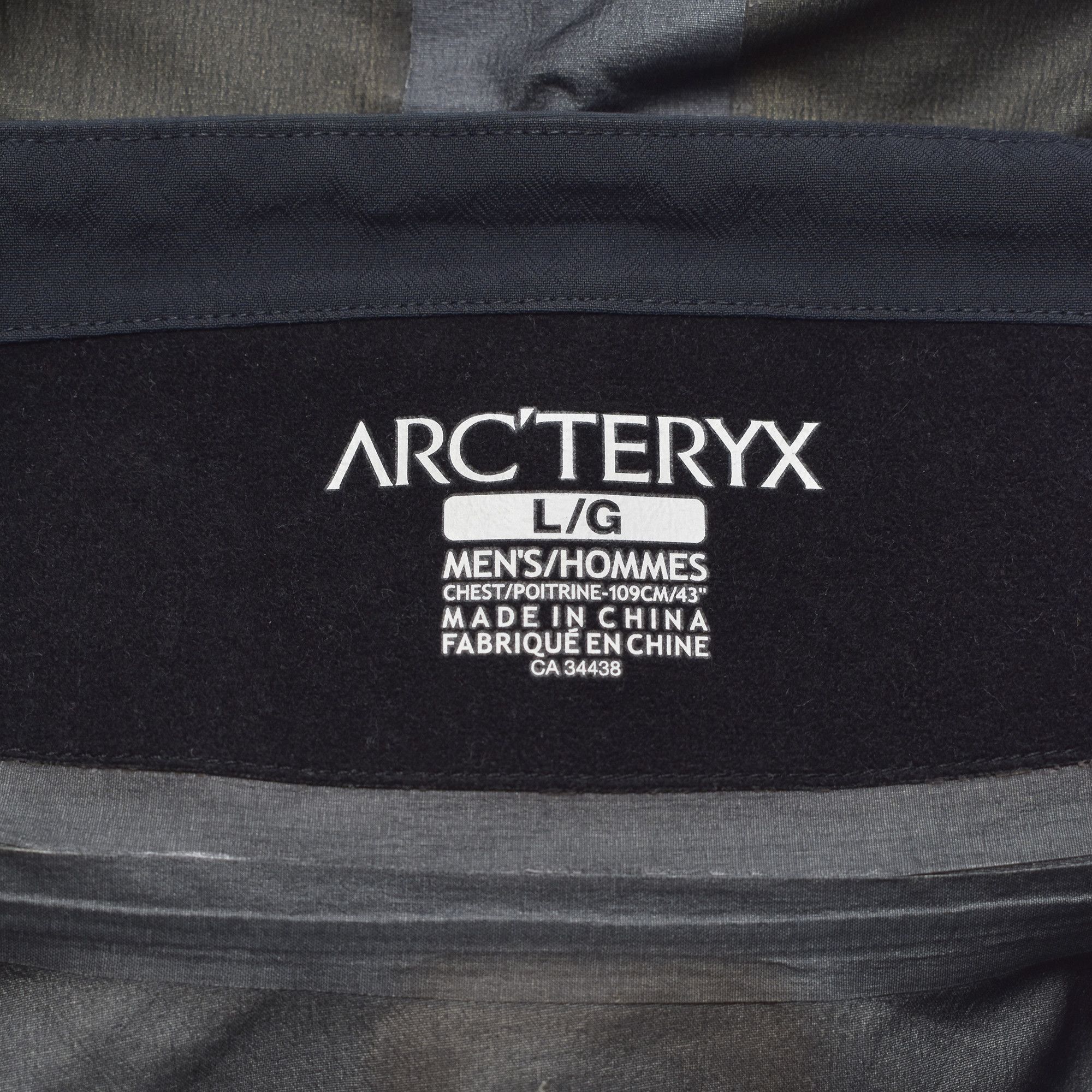 Arc'teryx ARC'TERYX THETA AR VINTAGE GORETEX PRO SHELL JACKET Size US L / EU 52-54 / 3 - 4 Thumbnail