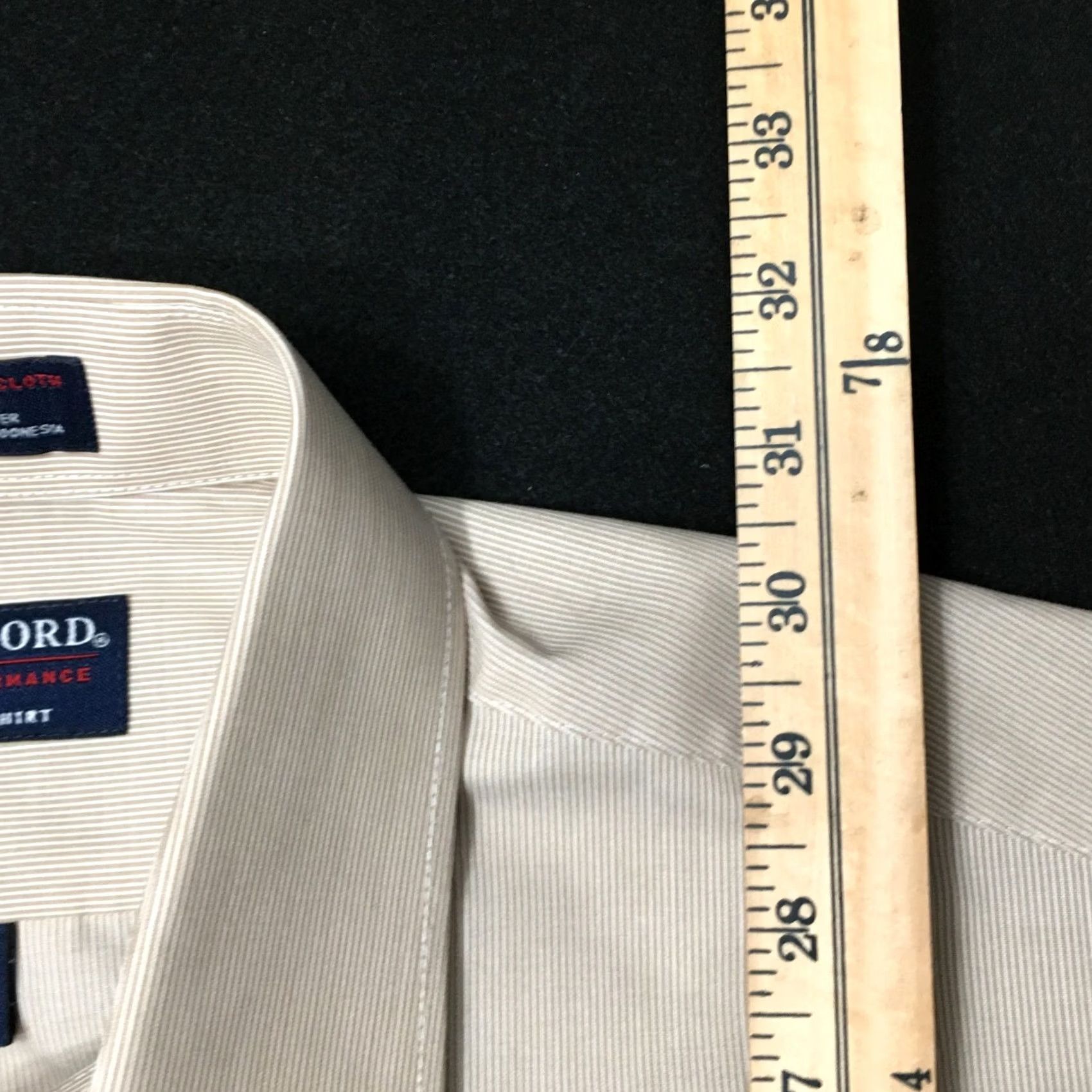 Stafford Stafford performance Shirt Mens 15.5 33 Beige Wrinkle Free Button Excellent Size US L / EU 52-54 / 3 - 7 Thumbnail