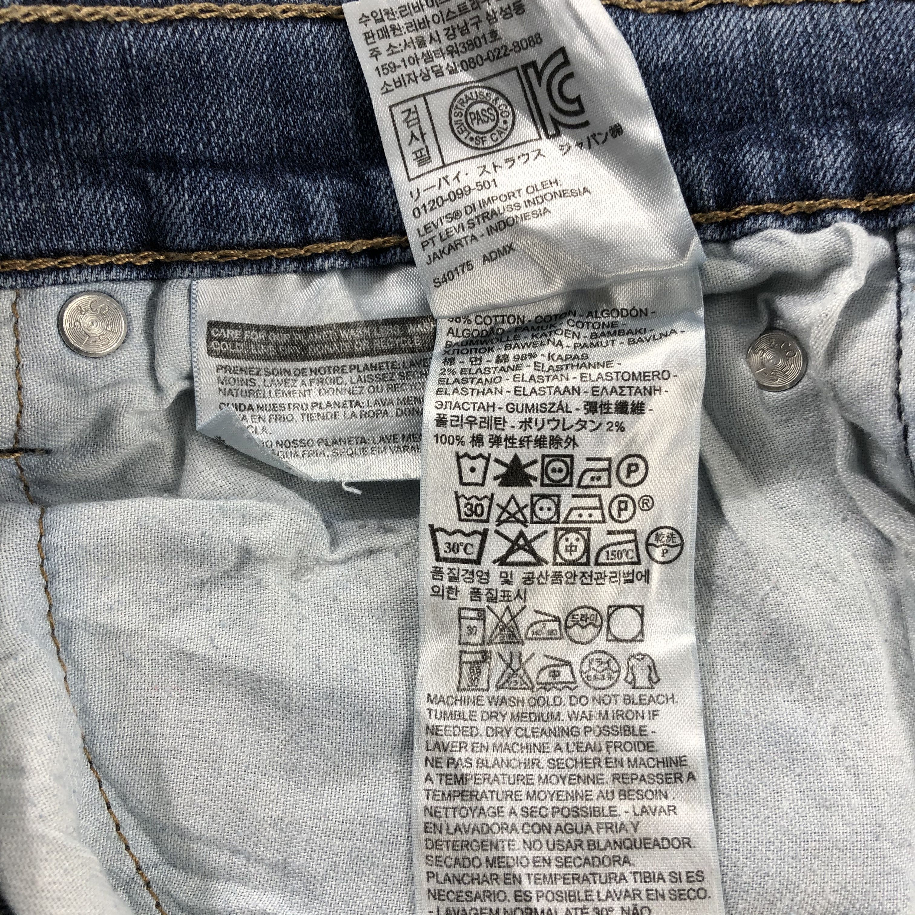 Levi's Vintage Blue Wash Levis 514 Jeans-J2308 Size US 35 - 15 Thumbnail