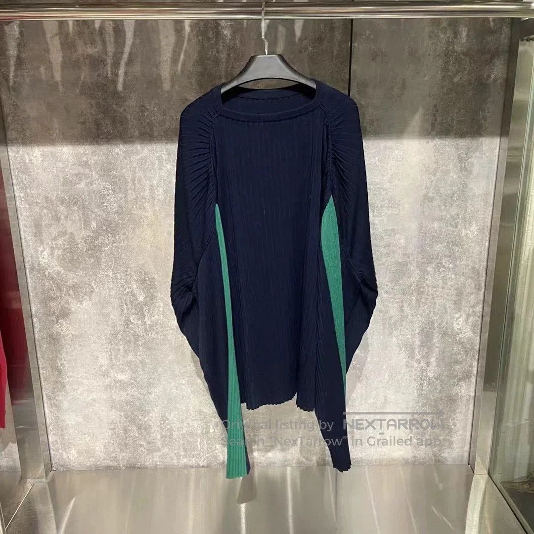 Loewe LOEWE GD same style cloak S size. Size US S / EU 44-46 / 1 - 2 Thumbnail