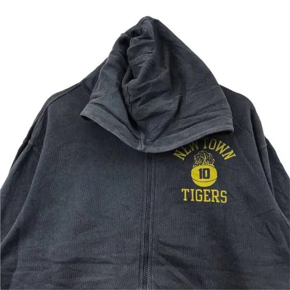 Champion Vtg NEW TOWN TIGERS Champion Basketball Hoodie Zipper Size US L / EU 52-54 / 3 - 6 Thumbnail