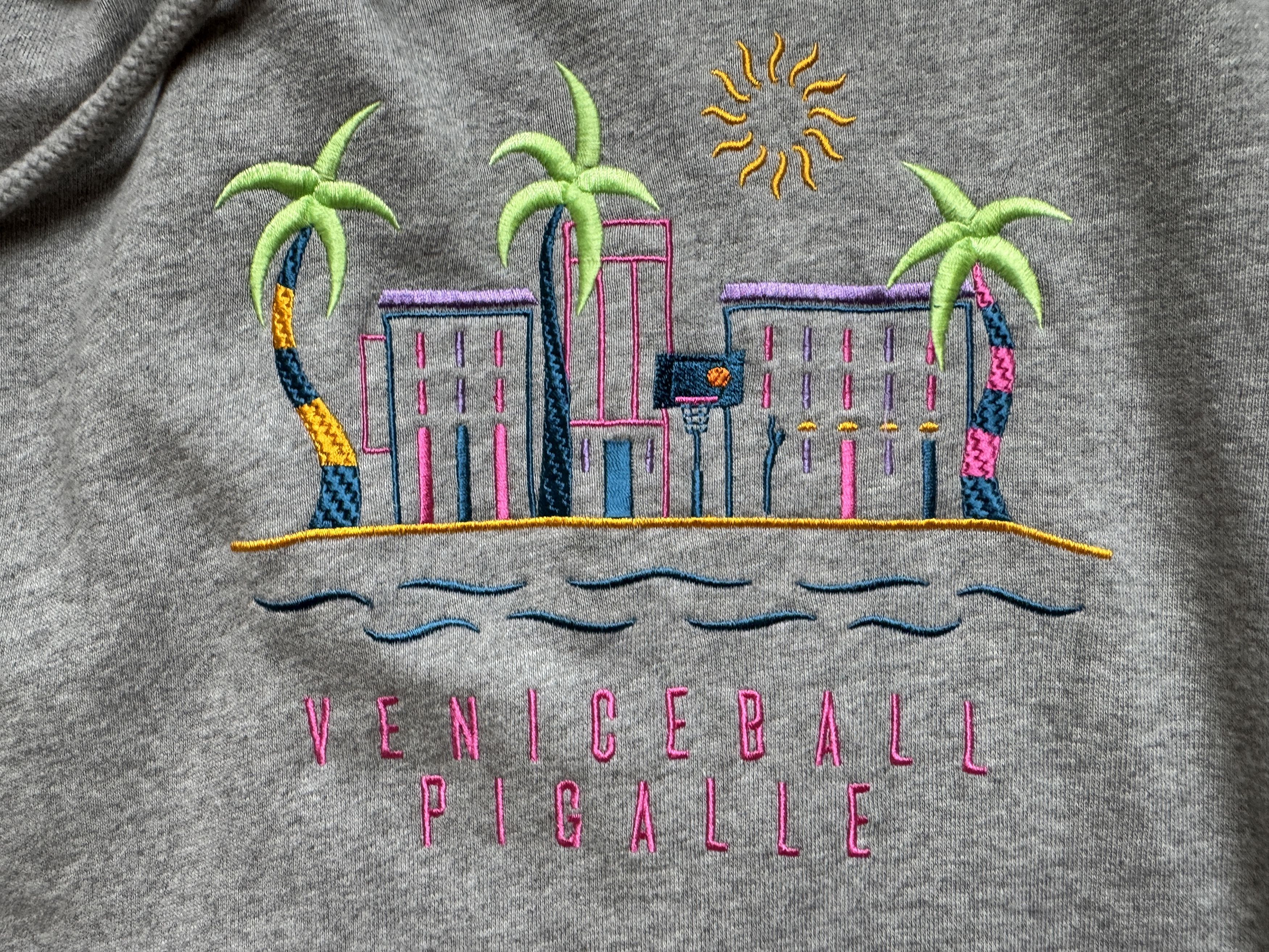 Pigalle Pigalle Paris Rare Venice Ball Hoodie XL Size US XL / EU 56 / 4 - 1 Thumbnail
