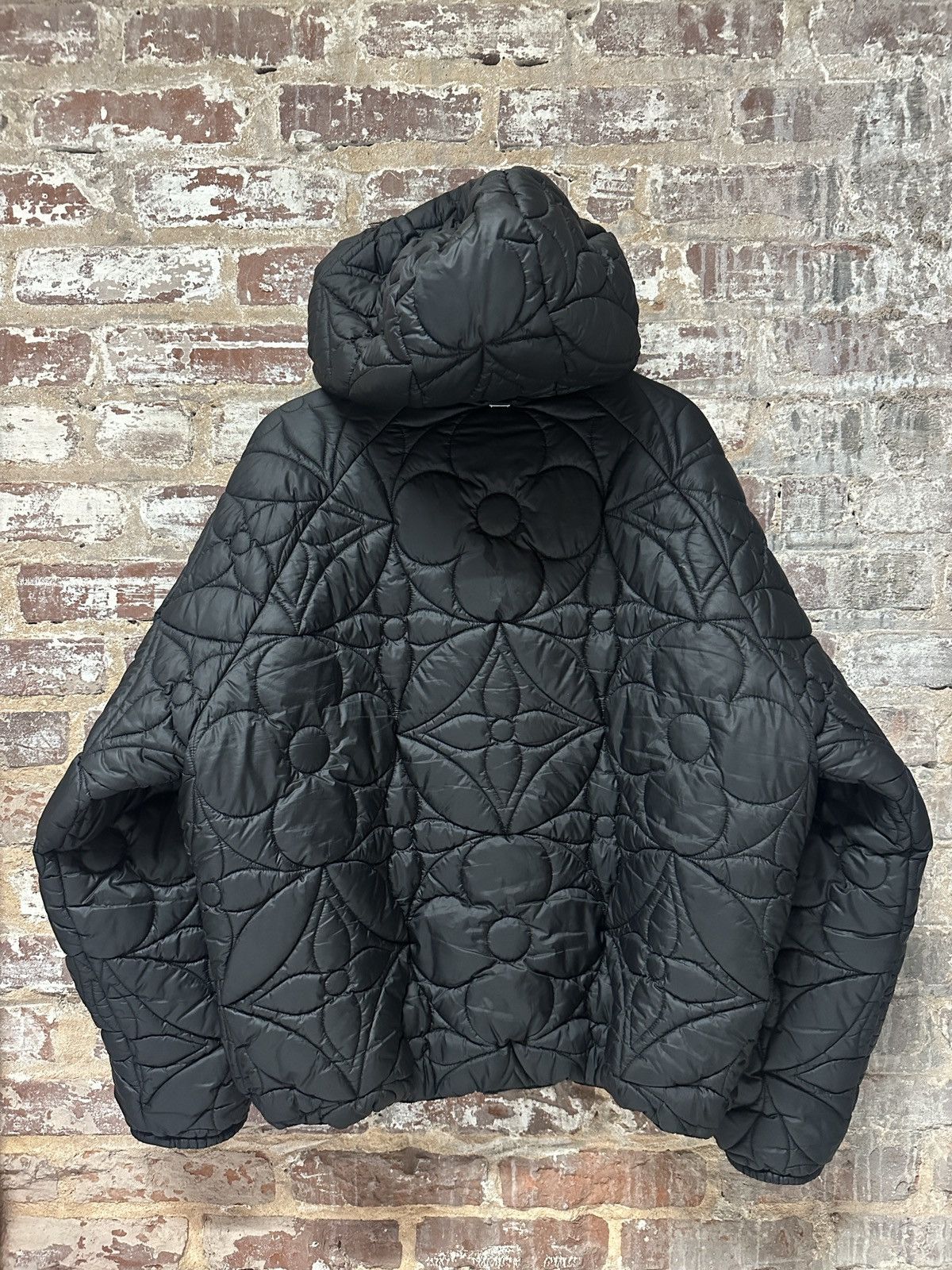 Louis Vuitton Louis Vuitton LVSE Flower Quilted Hooded Jacket Size US L / EU 52-54 / 3 - 2 Thumbnail