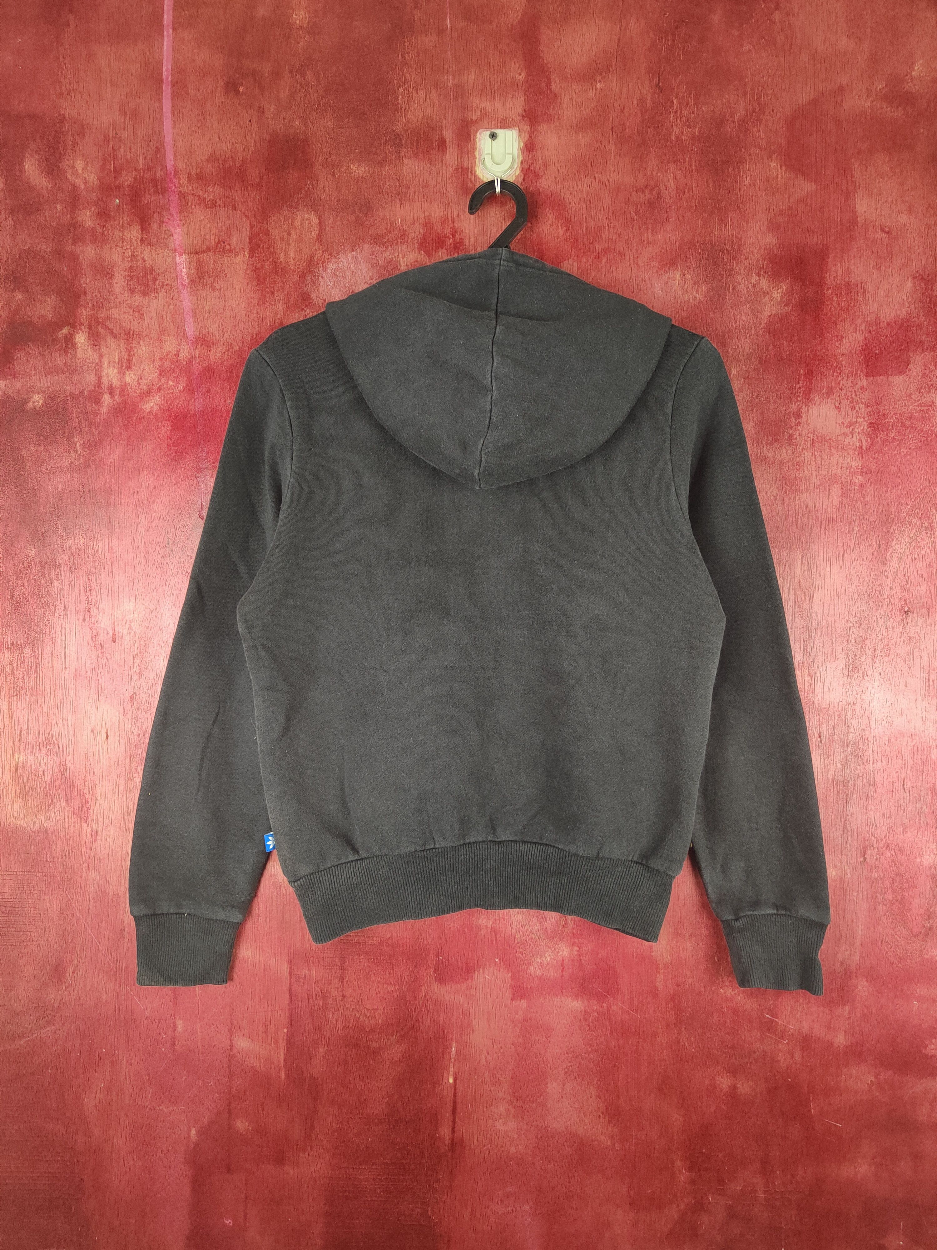 Adidas Adidas vintage Dark Blue Hoodie Sweatshirts #S1560 Size US S / EU 44-46 / 1 - 9 Thumbnail