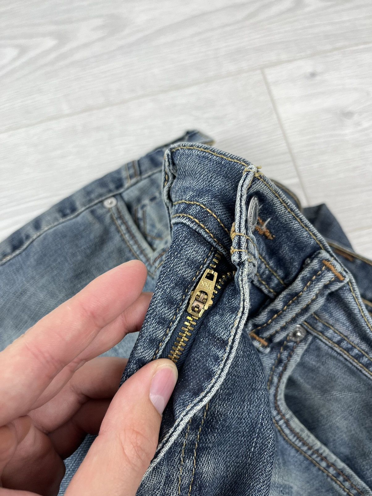 Levi's Levi’s Vintage 00s Flare Y2K Grunge Washed Denim Pants 32x32 Size 32" / US 10 / IT 46 - 9 Thumbnail