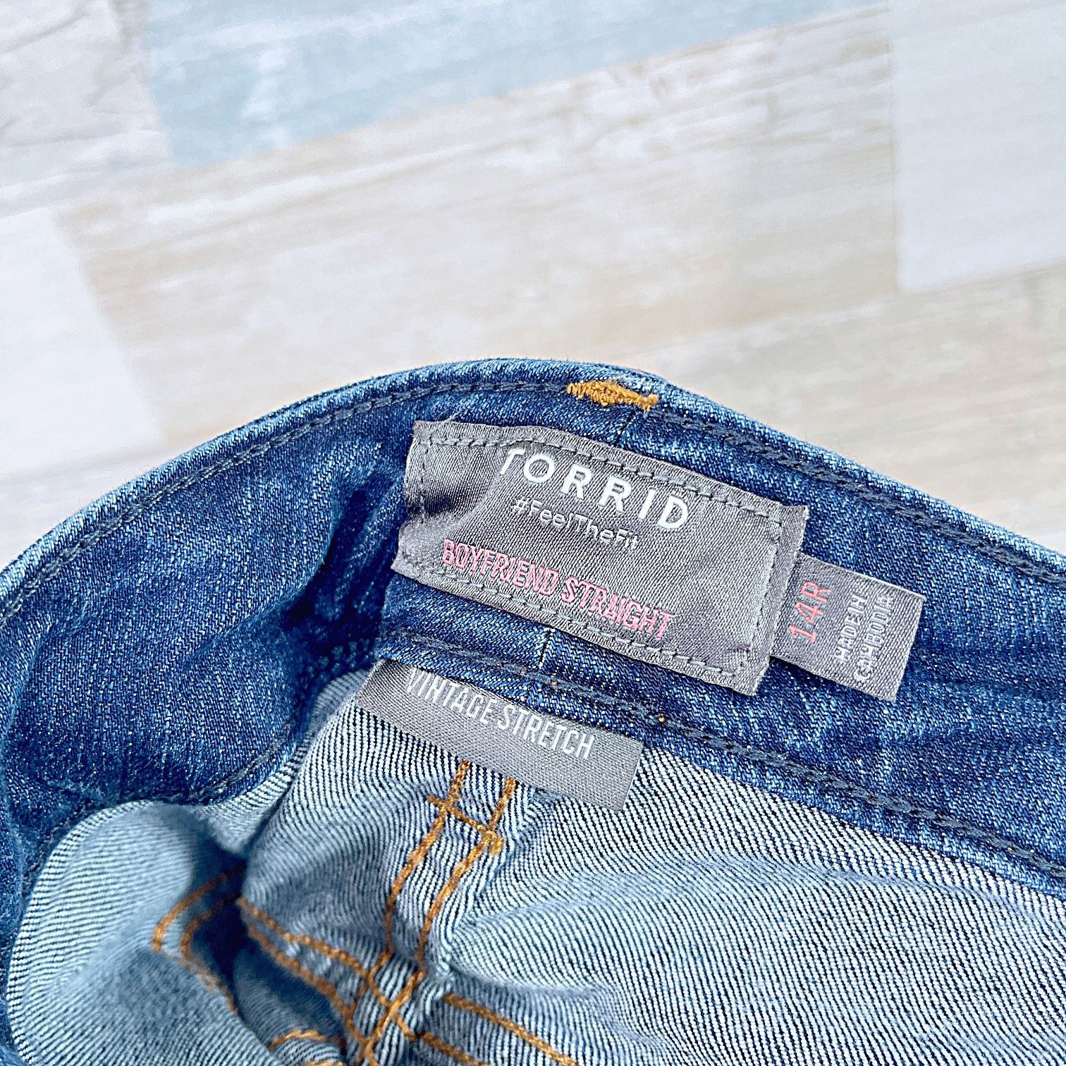 Other Torrid Mid Rise Straight Boyfriend Jeans Womens 14R Size 36" / US 14 / IT 50 - 6 Thumbnail