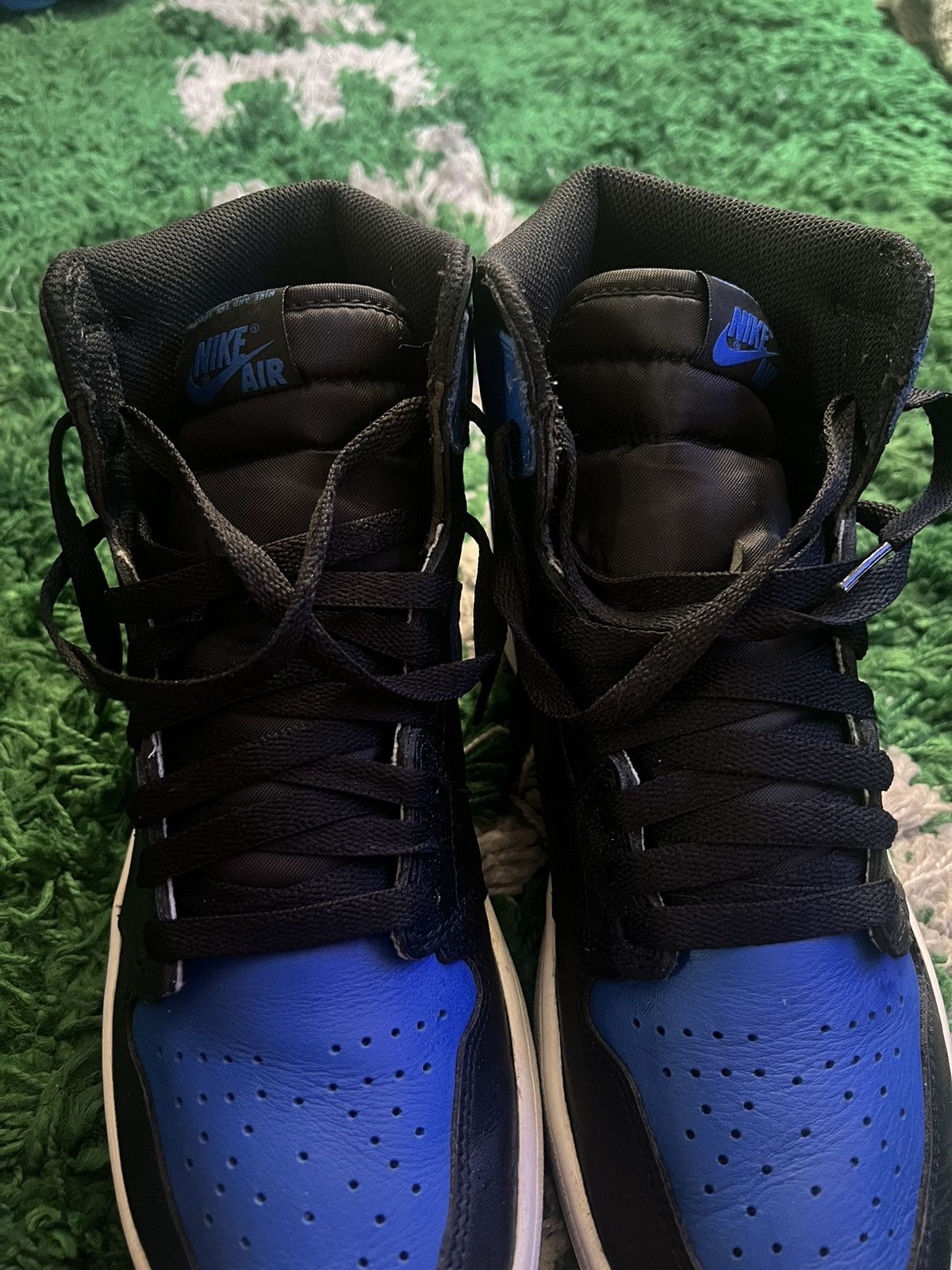 Jordan Brand Air Jordan 1 Retro High OG 2017 Royal 2017 Size US 10.5 / EU 43-44 - 11 Thumbnail
