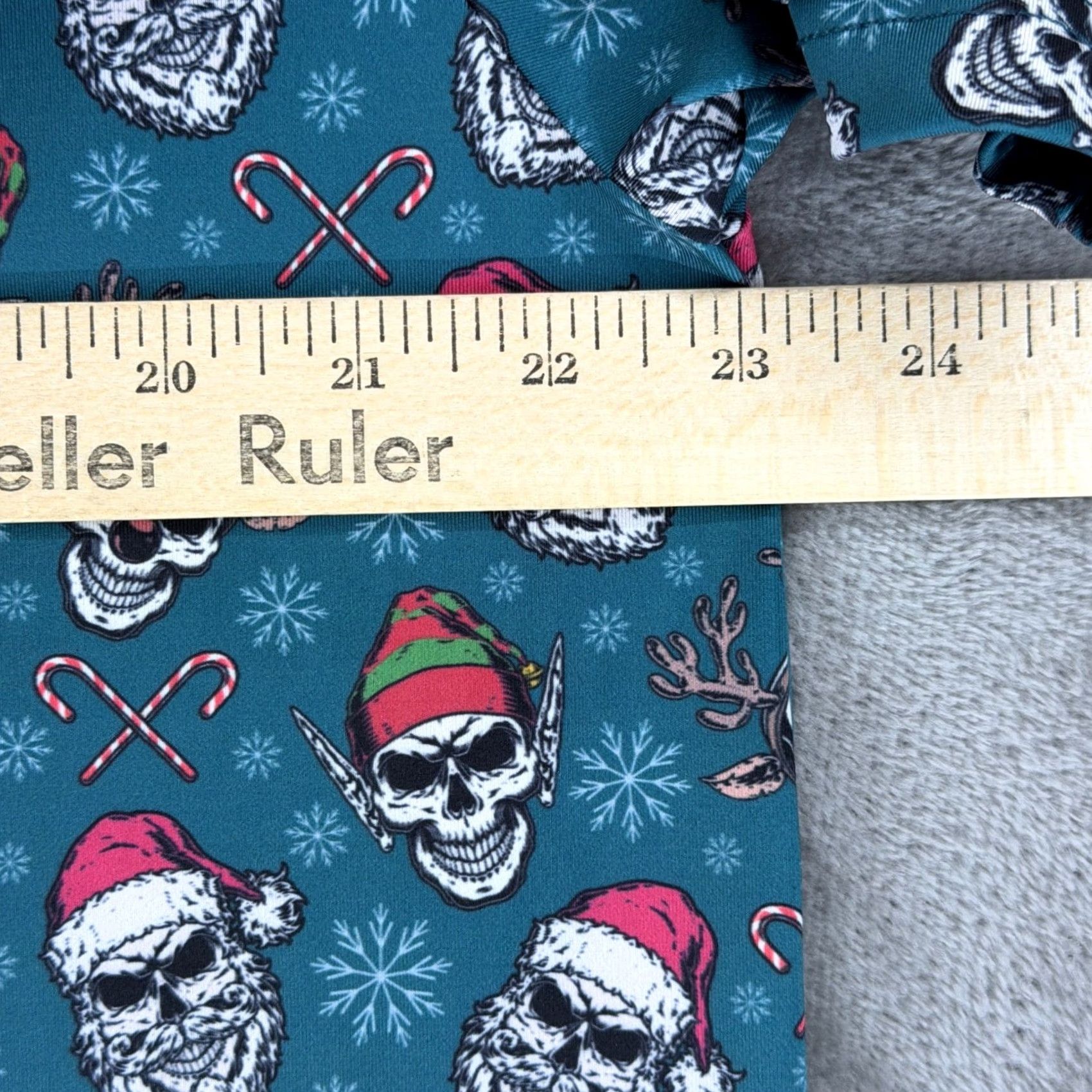 Vintage Tattoo Golf Mens Xmas 2023 Polo Shirt Teal Green L Stretch Short Sleeve Christmas Skulls Golf Shirt Mens Size US L / EU 52-54 / 3 - 5 Thumbnail