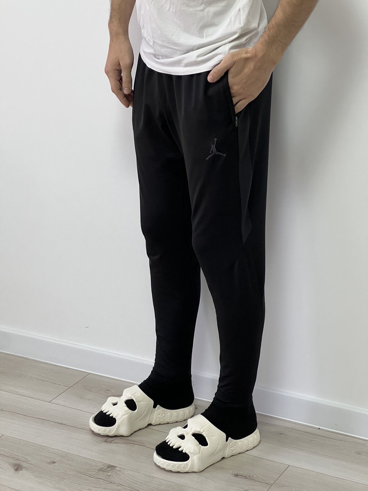 Jordan Brand × Nike Jordan PSG Paris Saint Germain 2018-2019 Size US 32 / EU 48 - 3 Thumbnail