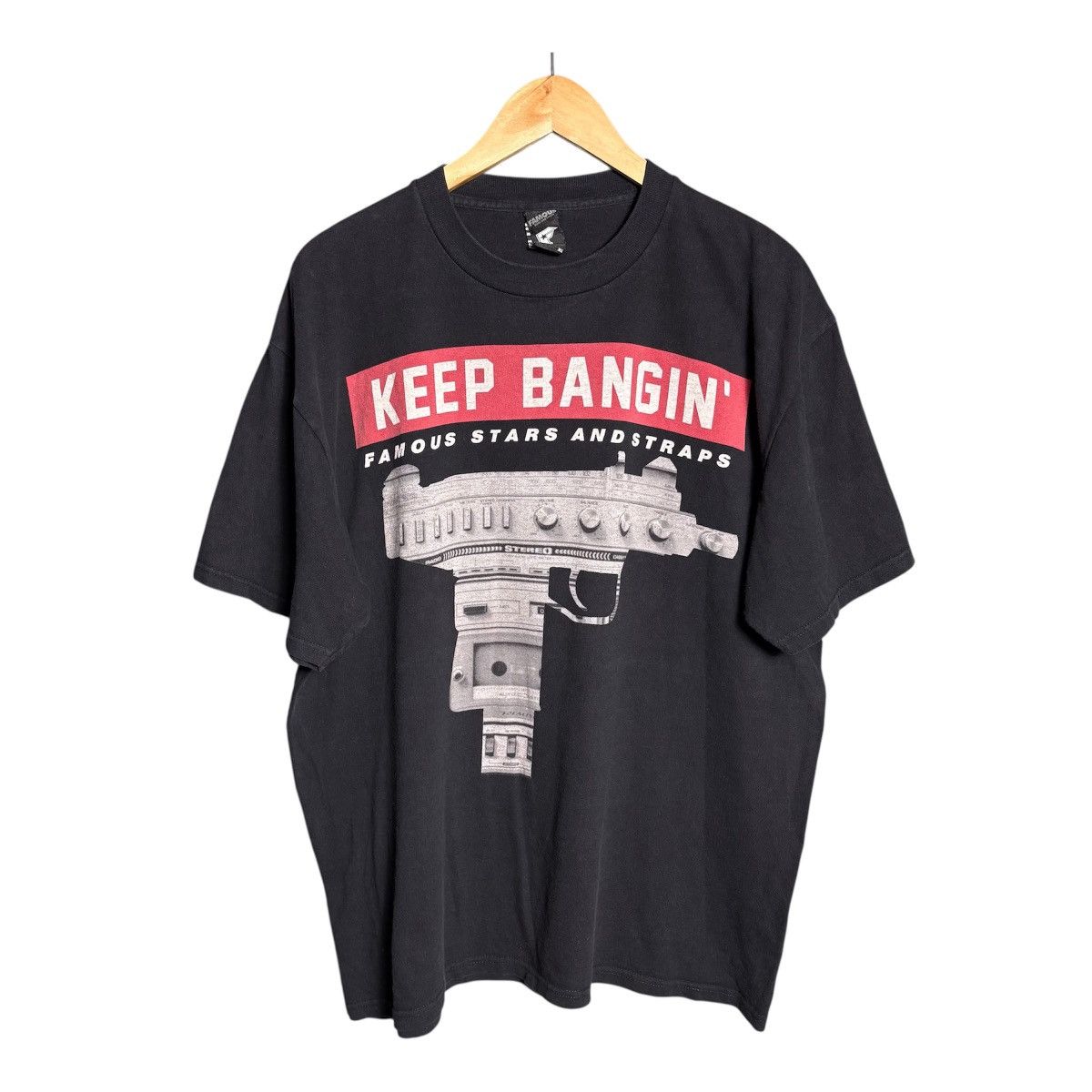Famous Stars And Straps Vintage Famous Stars Skateboards Uzi Gun Tee / Travis Barker Size US XL / EU 56 / 4 - 1 Thumbnail