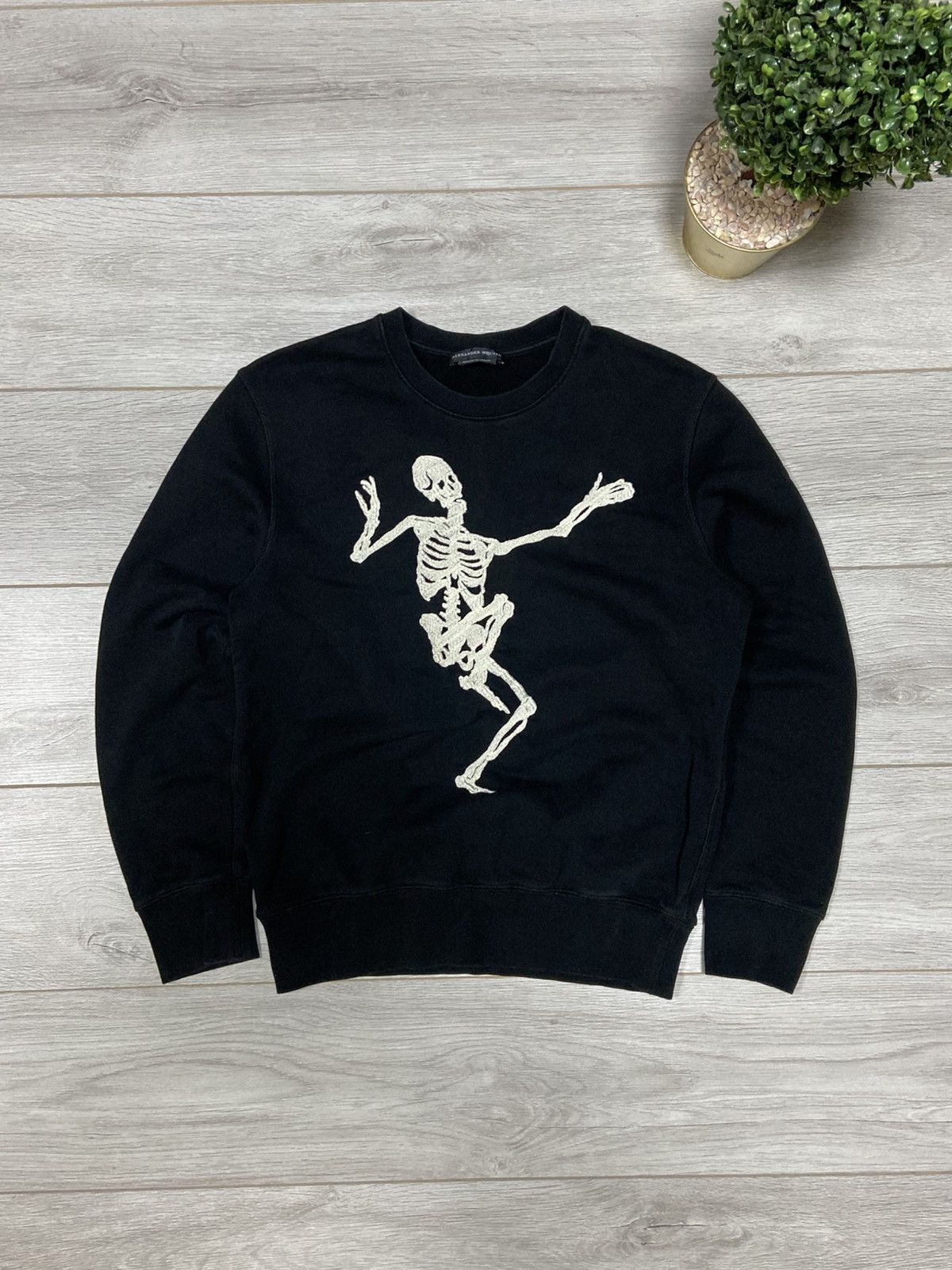 Alexander McQueen Alexander McQueen skull big logo embroidered sweatshirt Size US M / EU 48-50 / 2 - 1 Thumbnail