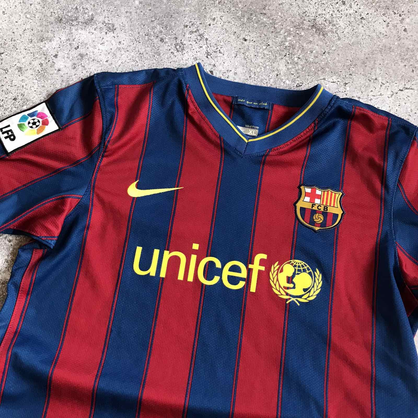 Nike Rare Nike FC Barcelona Away Jersey Sz S Size US S / EU 44-46 / 1 - 2 Thumbnail