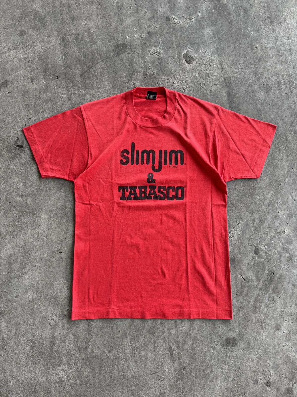 Vintage Vintage Slimjim Brand & Tabasco The Hot New Team Tshirt Size US L / EU 52-54 / 3 - 1 Thumbnail