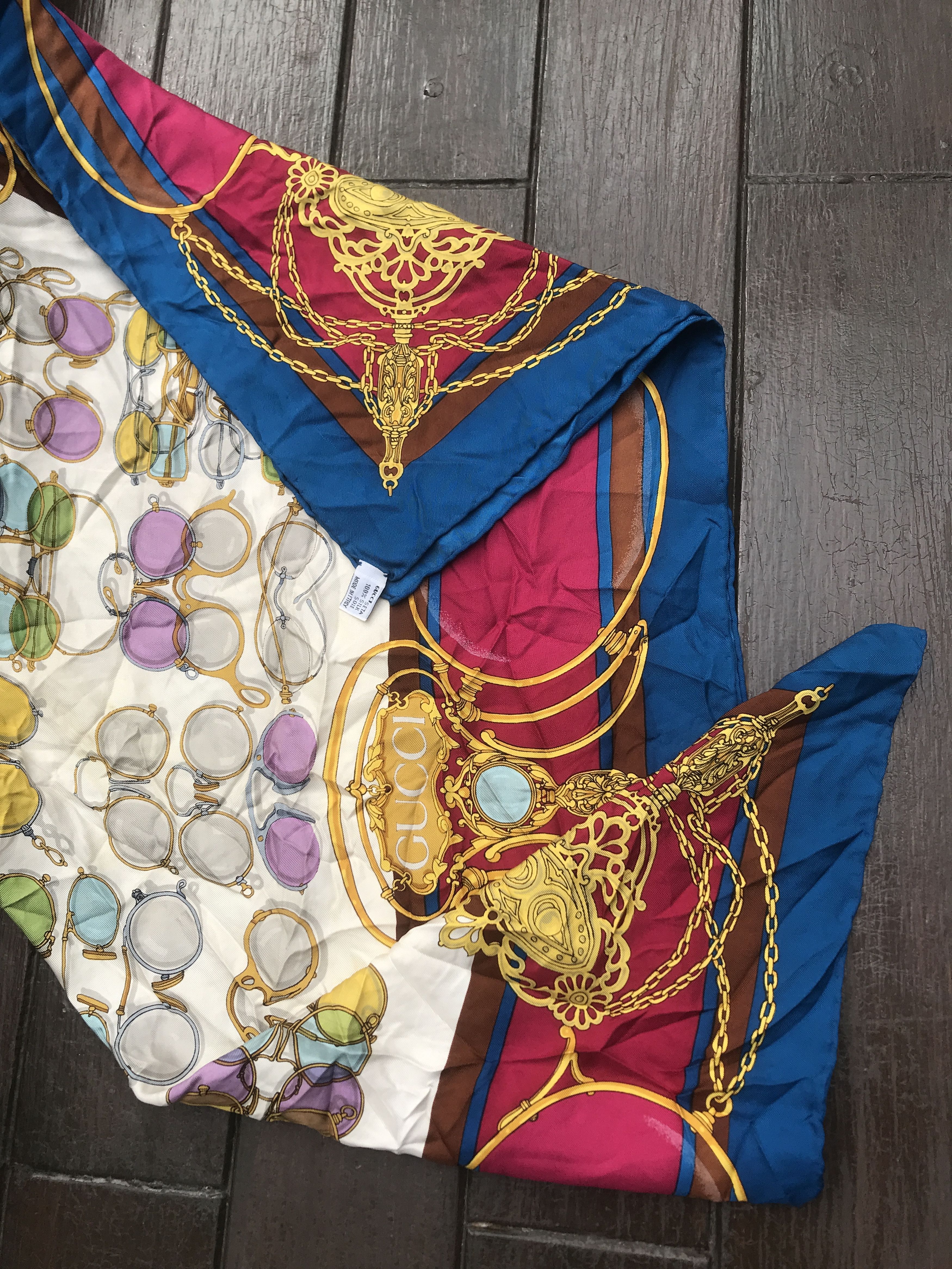 Gucci 💥 RARE 💥 Gucci 90's sunglass print silk scarf Size ONE SIZE - 5 Thumbnail