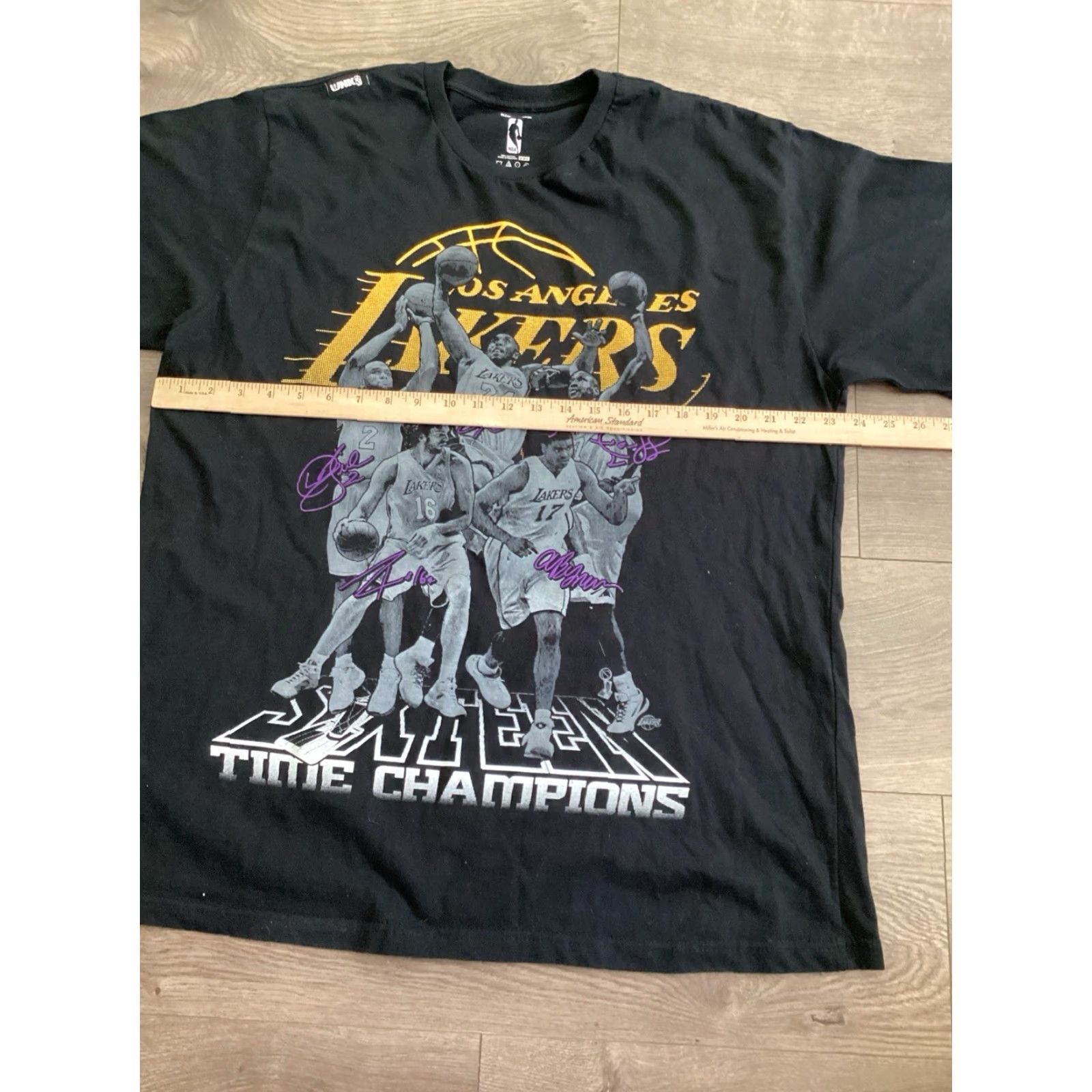 Champion VINTAGE Los Angeles Lakers Shirt Unisex 2XL Black 16x Champions Kobe Bryant 2000s Decade Mens Womens Size US XXL / EU 58 / 5 - 6 Thumbnail