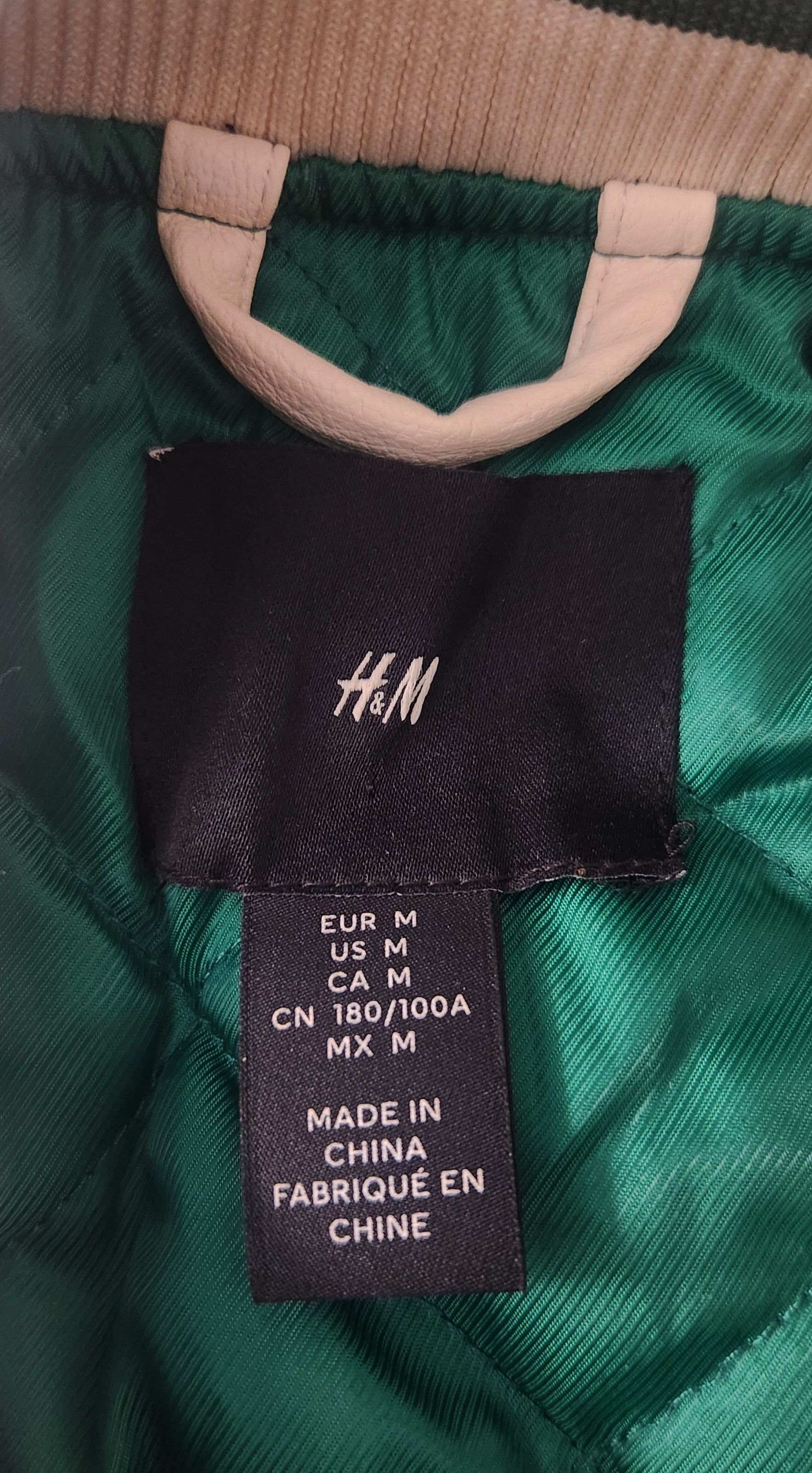 H&M H&M x Stranger Things Hawkins Tigers Varsity Letterman jacke Size US M / EU 48-50 / 2 - 7 Thumbnail