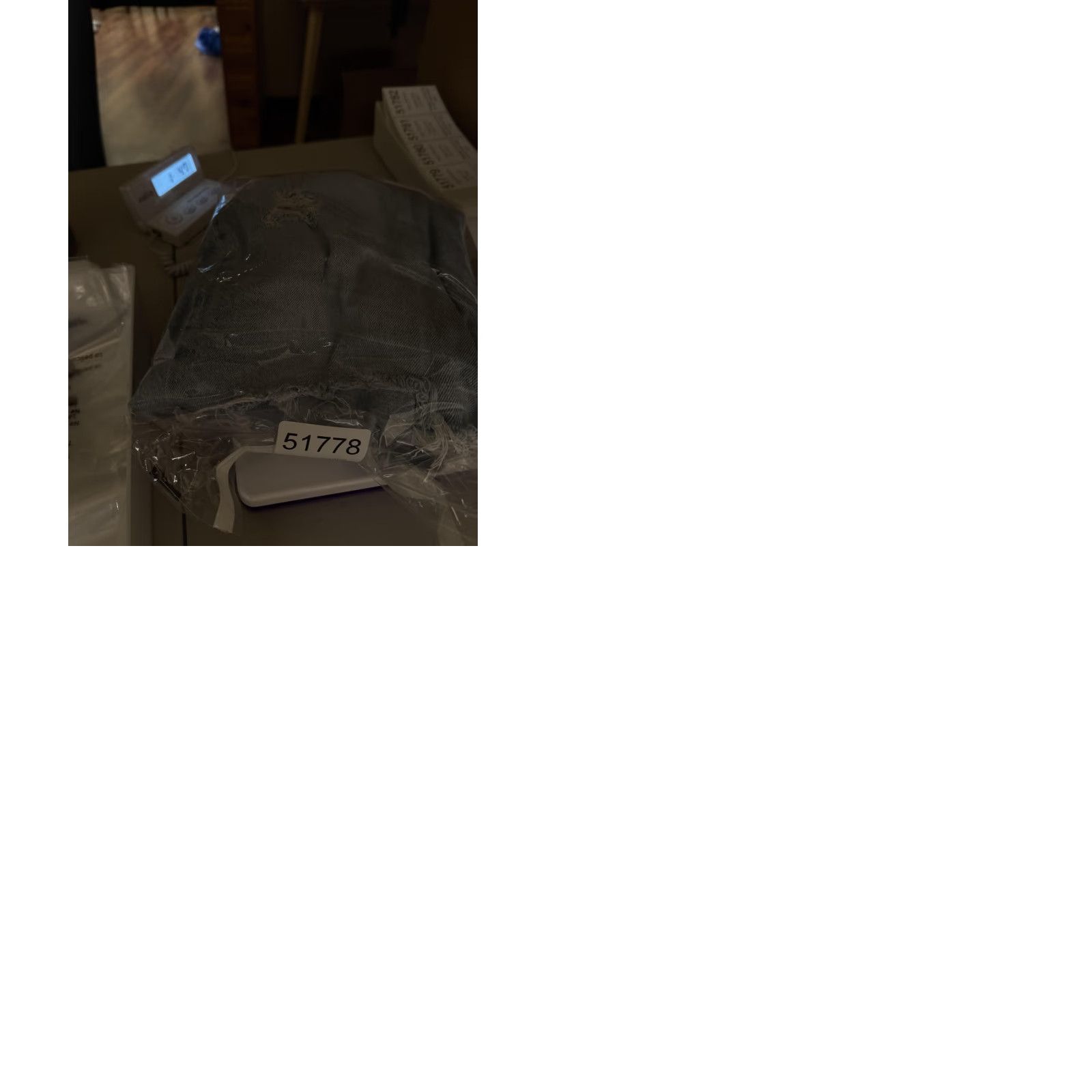 Levi's Levis Premium Jeans Baggy Dad 29x30 Light Wash Blue Distressed Ripped 90s Womens Size 29" - 11 Thumbnail