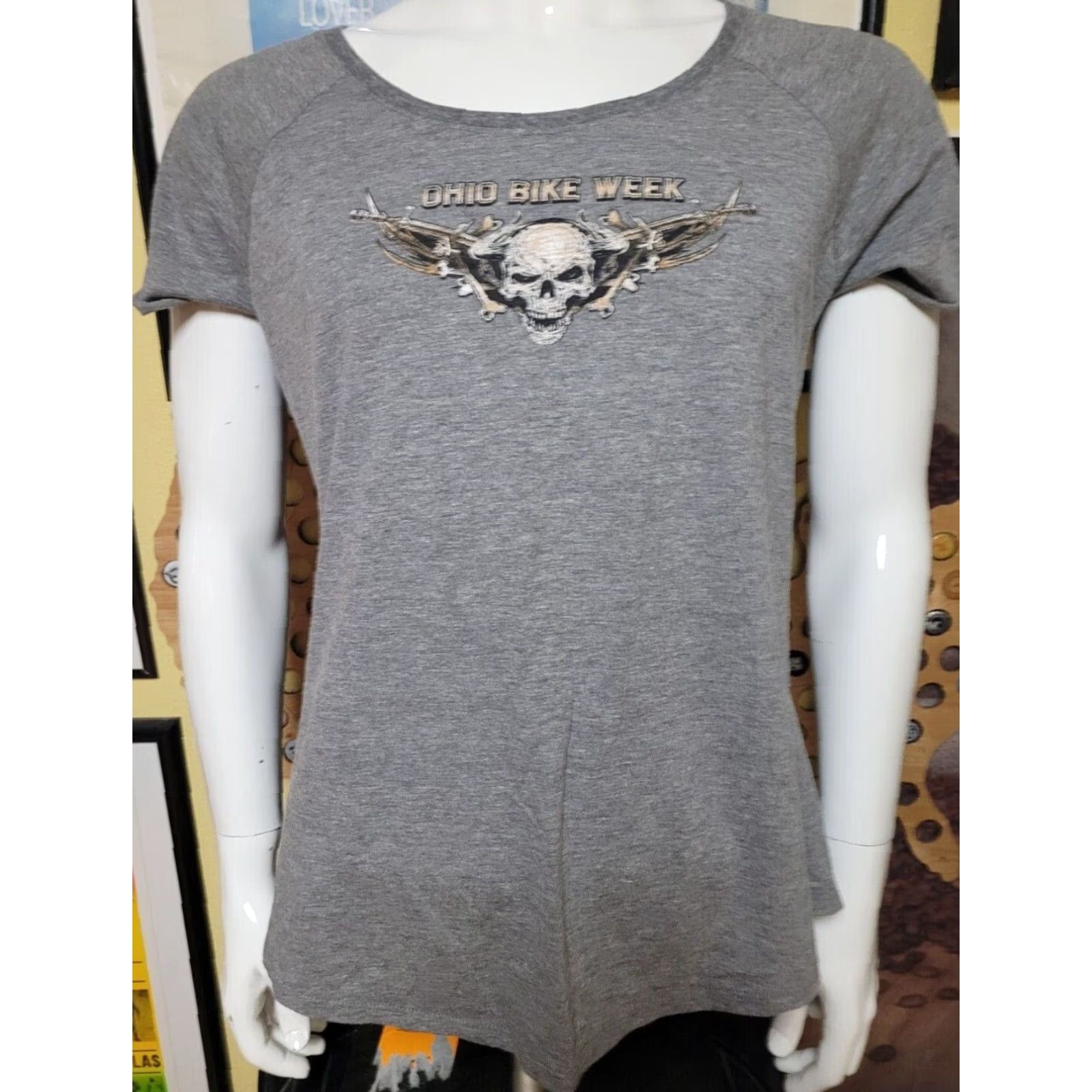 Vintage Womens T-Shirt Ohio Bike Week Sandusky OH 2018 Skulls Harley Davidson District XL Gray Short Sleeve Round Neck Women Biker Casual Size XL / US 12-14 / IT 48-50 - 2 Thumbnail