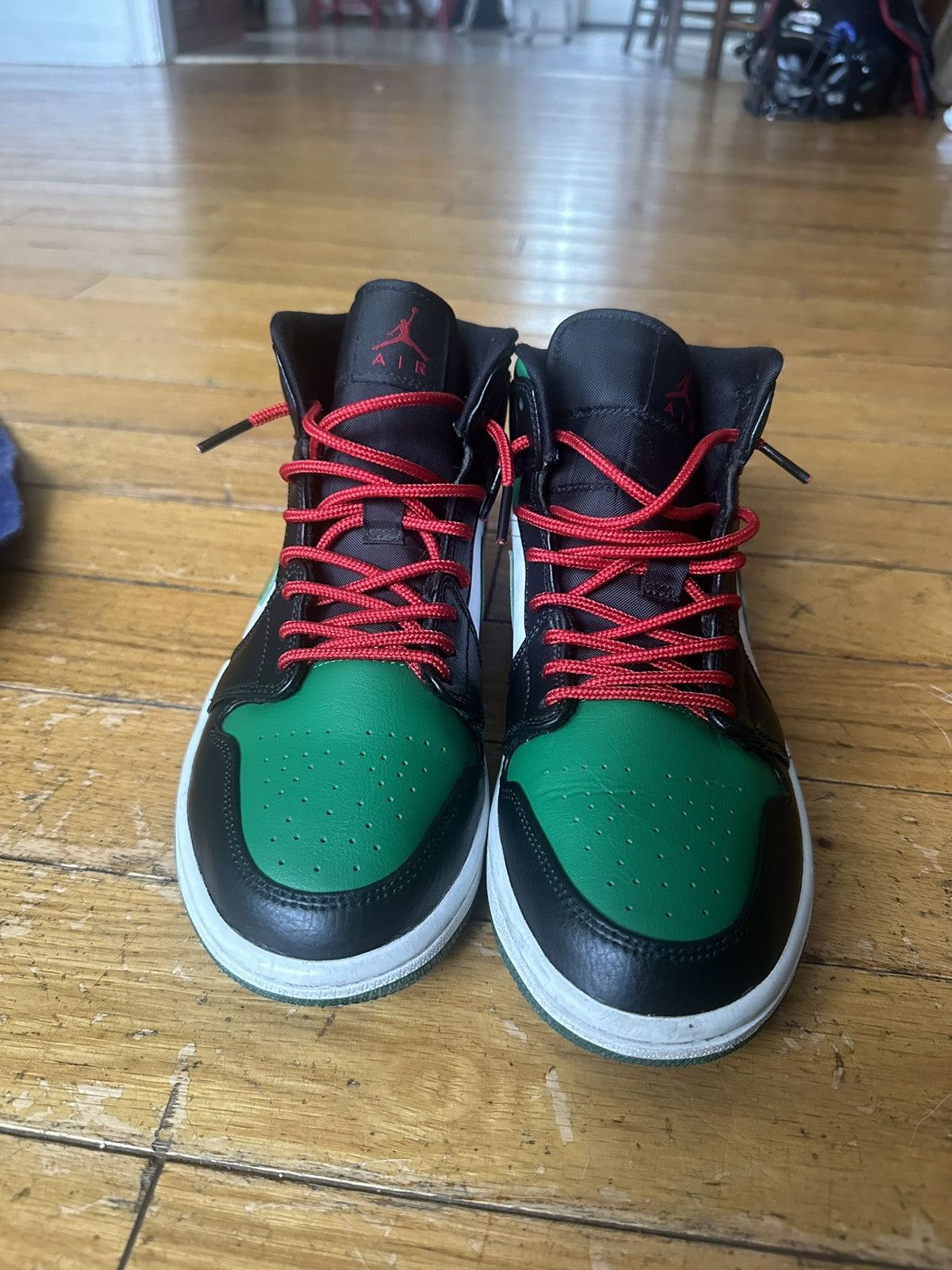 Jordan Brand Jordan 1 pine green mid Size US 8 / EU 41 - 1 Thumbnail