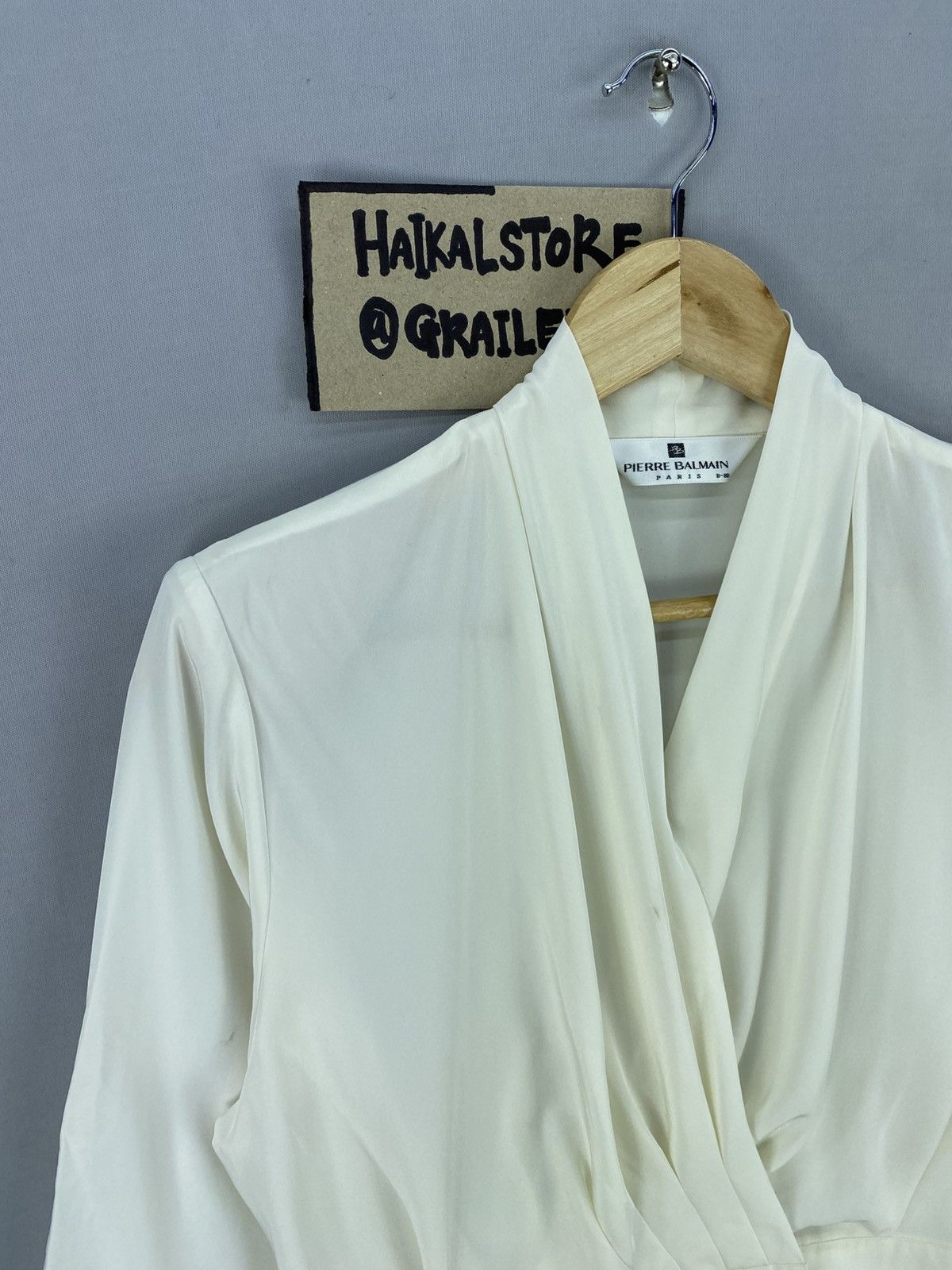 Pierre Balmain Vintage 90’s Pierre Balmain Paris V-net Blouse Size XS / US 0-2 / IT 36-38 - 2 Thumbnail