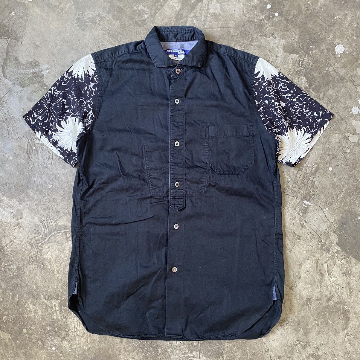 image of Comme Des Garcons x Junya Watanabe - Cdg - Black Floral Sleeves Button Up S/s, Men's (Size XS)