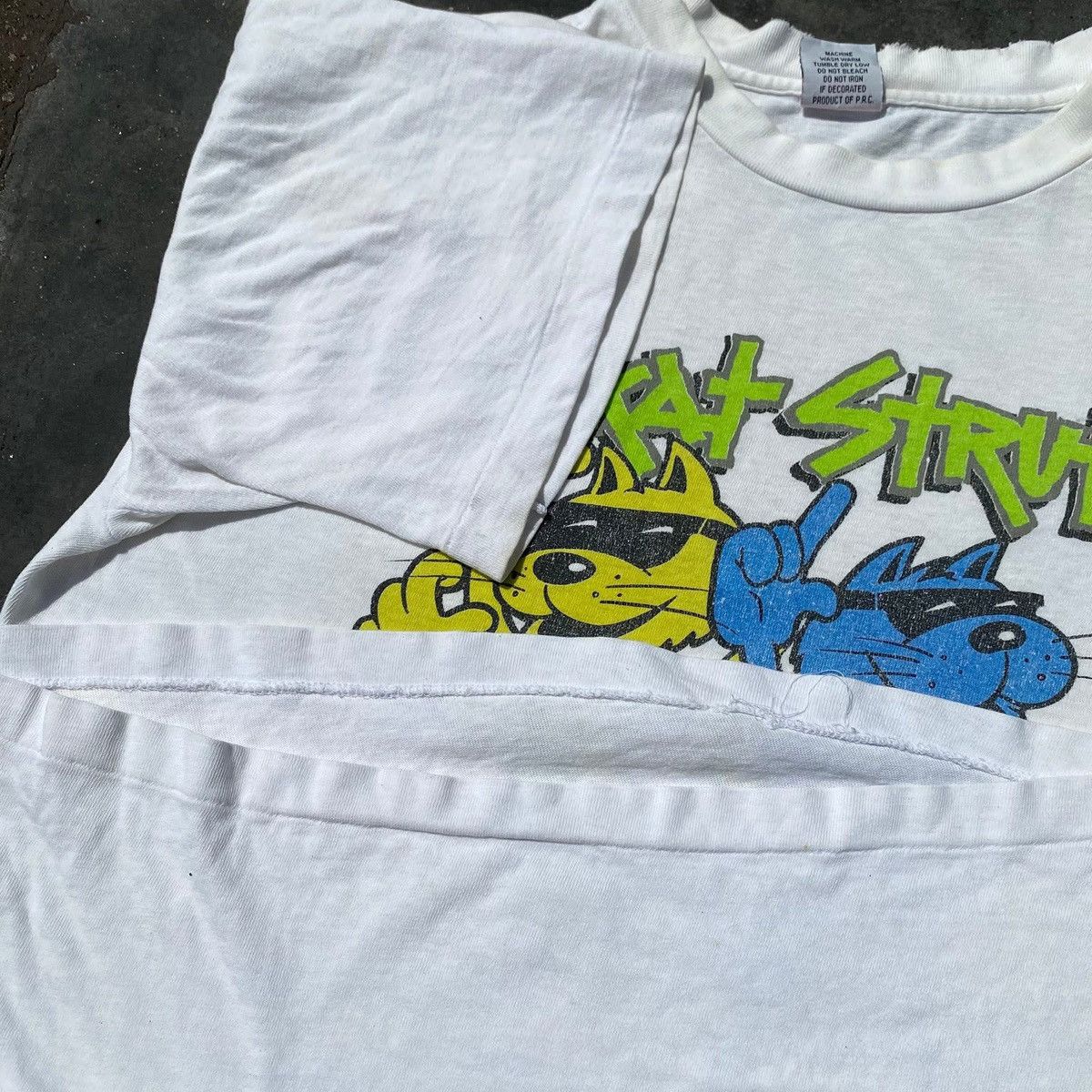 Band Tees RARE ‼️ Paula Abdul • MC Skat Kat Size US L / EU 52-54 / 3 - 4 Thumbnail