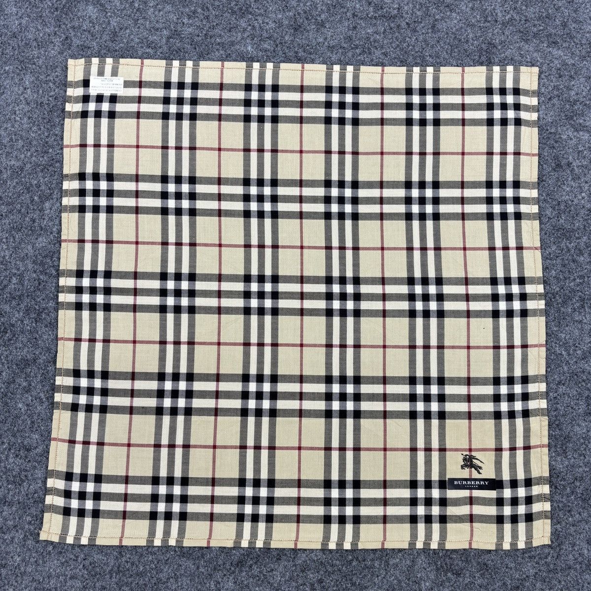 Burberry × Vintage Handkerchief # E025 # Bandana # Neckerchief Size ONE SIZE - 1 Thumbnail