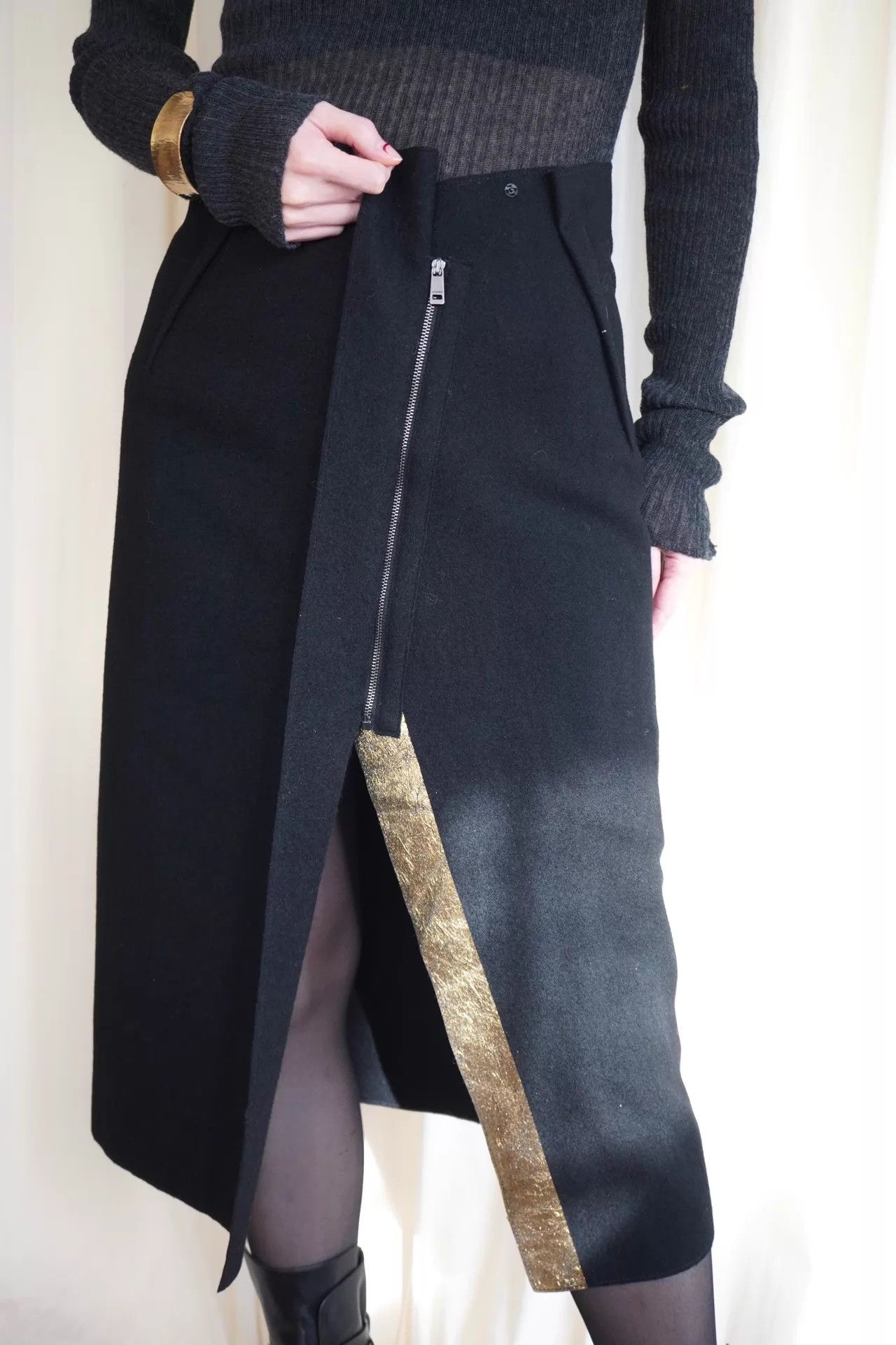 Jil Sander Jil Sander 2000s Gold Structured Wool Skirt Size 24" / US 00 / IT 34 - 9 Thumbnail