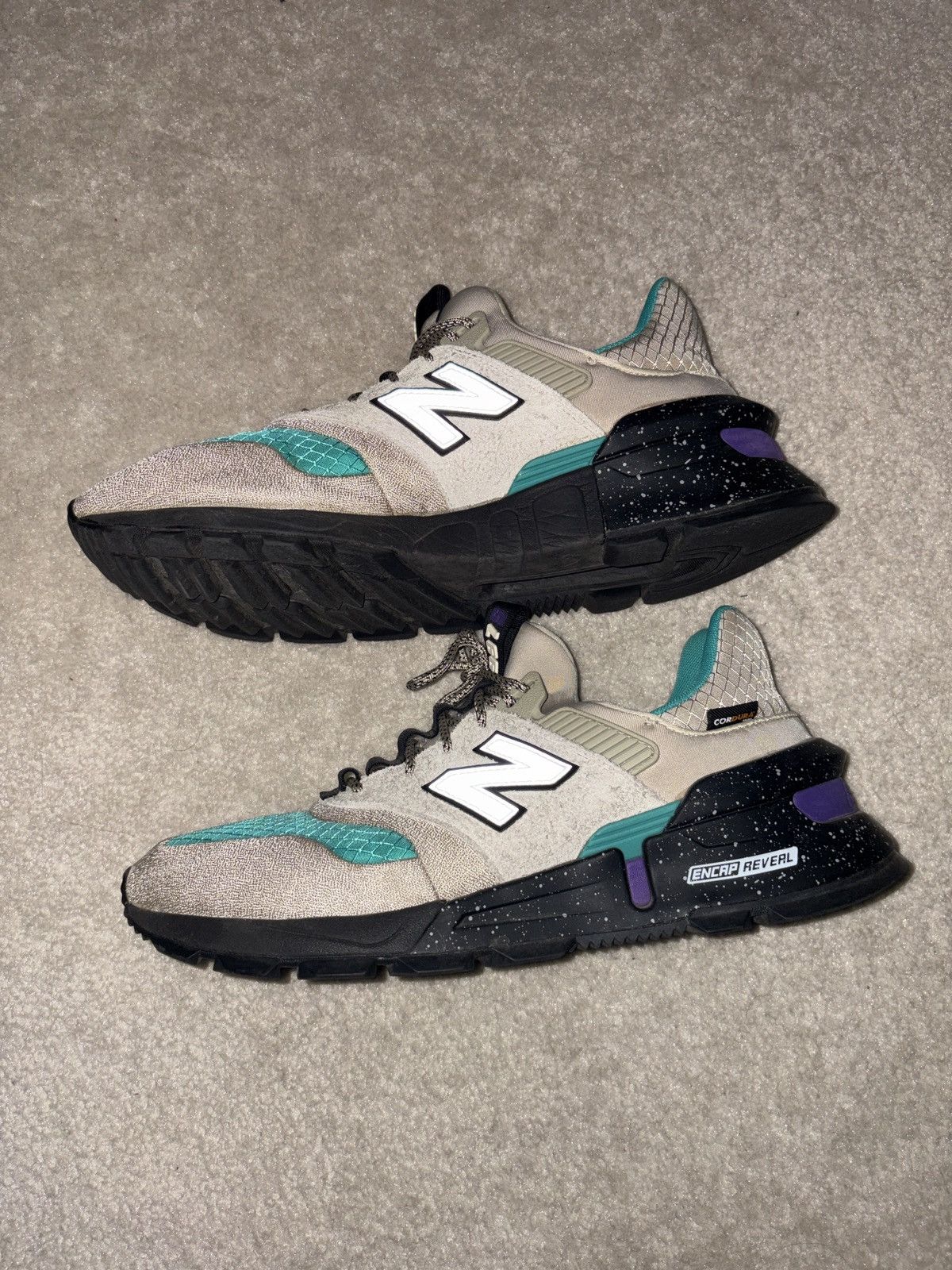 New Balance New Balance 997s Size US 12 / EU 45 - 1 Thumbnail