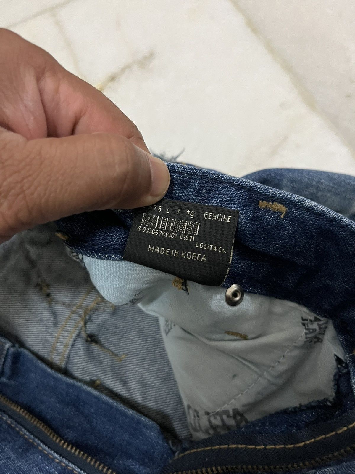 Japanese Brand Yoshitomo Nara Lolita Distressed denim jeans Size US 30 / EU 46 - 16 Thumbnail