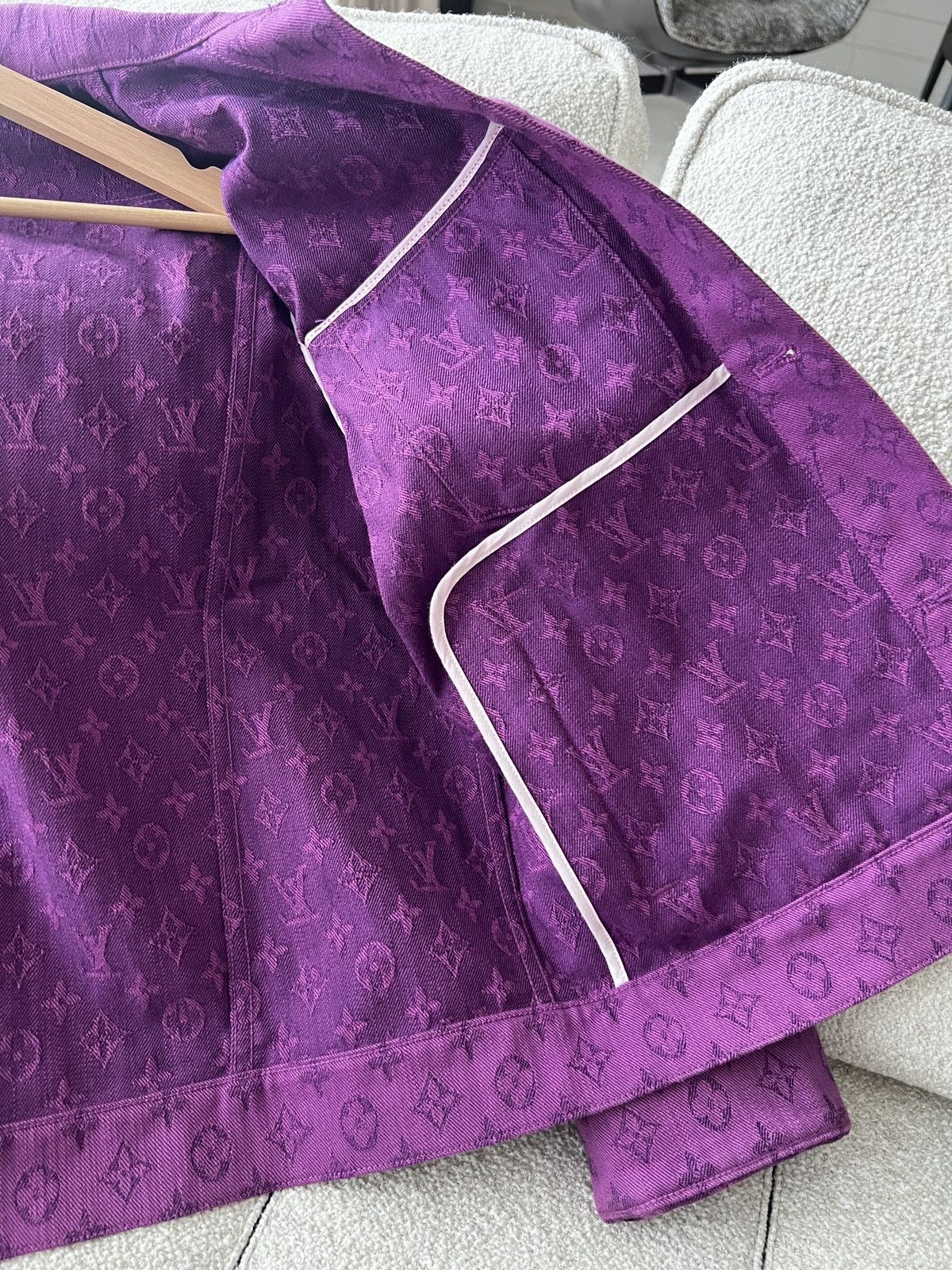 Louis Vuitton × Virgil Abloh Louis Vuitton Virgil Abloh Monogram Denim Jacket Size US M / EU 48-50 / 2 - 7 Thumbnail