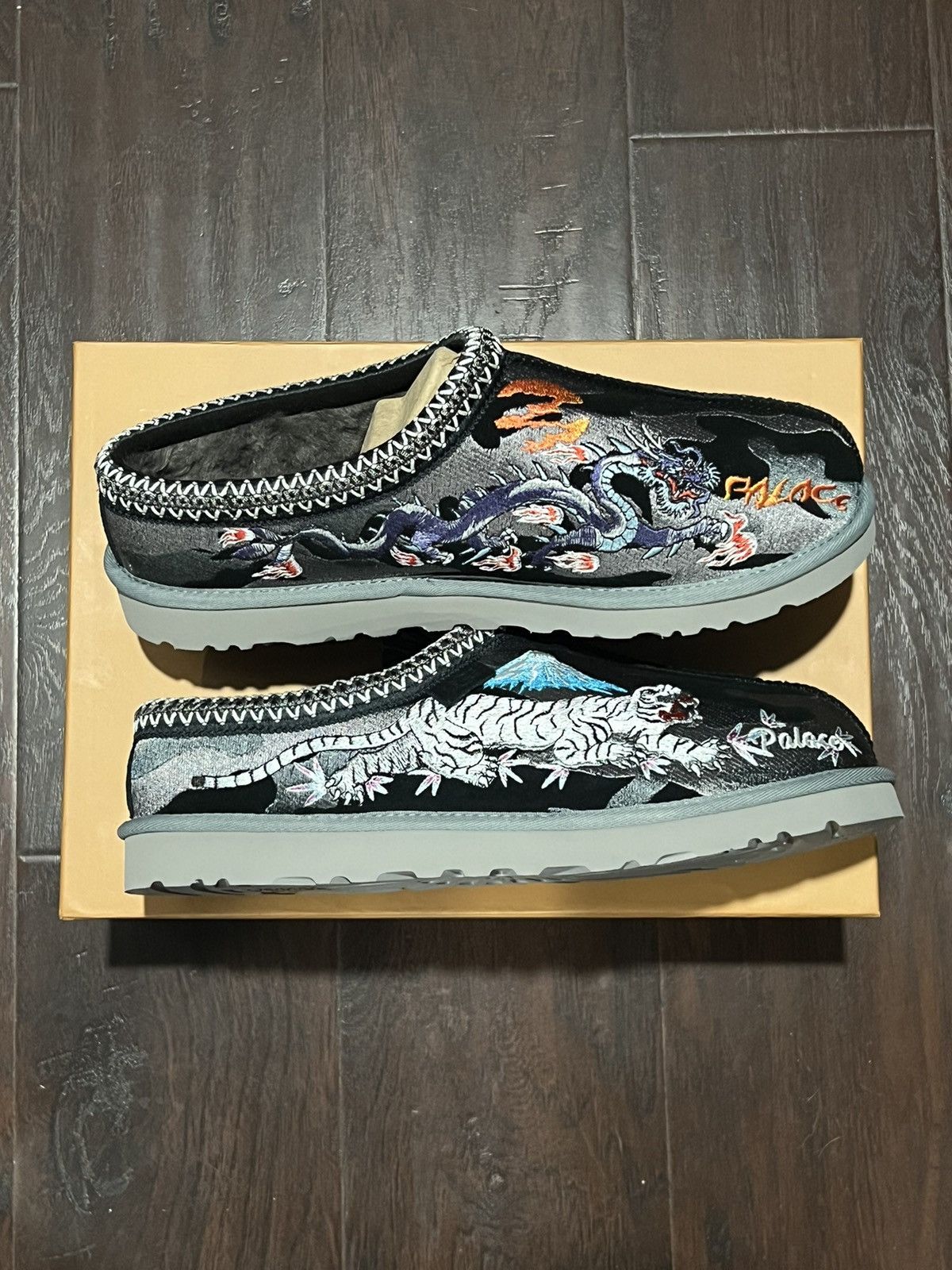 Palace Ugg Tasman Low Camo Black
