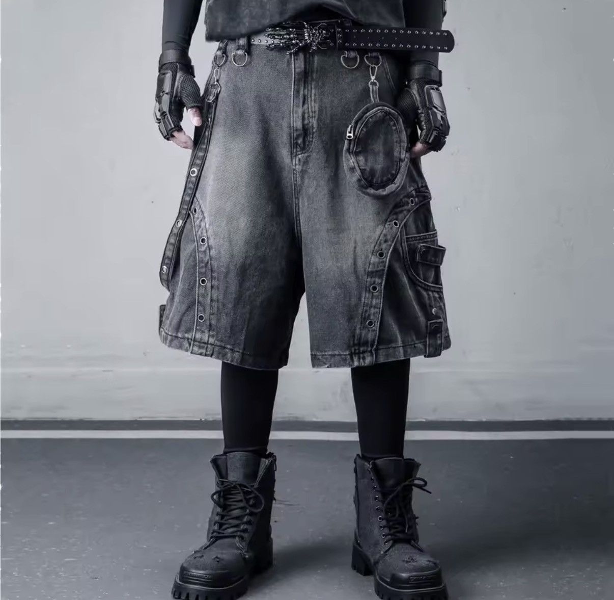 Other Punk Streetwear Cargo Multi Pockets Denim Shorts Size US 32 / EU 48 - 1 Thumbnail