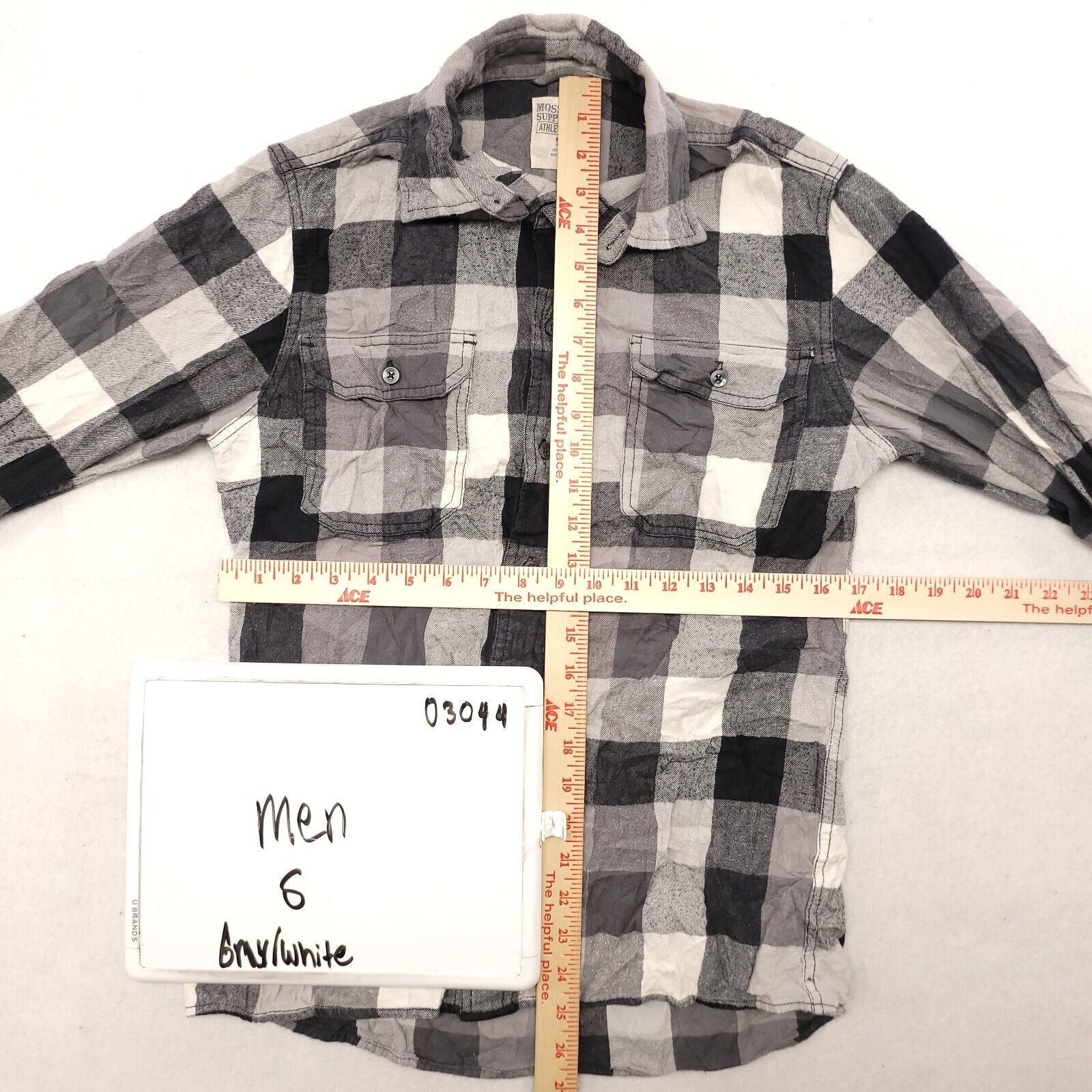 Mossimo Mossimo Gingham Flannel Button Up Shirt Mens Size S Gray Size US S / EU 44-46 / 1 - 6 Thumbnail