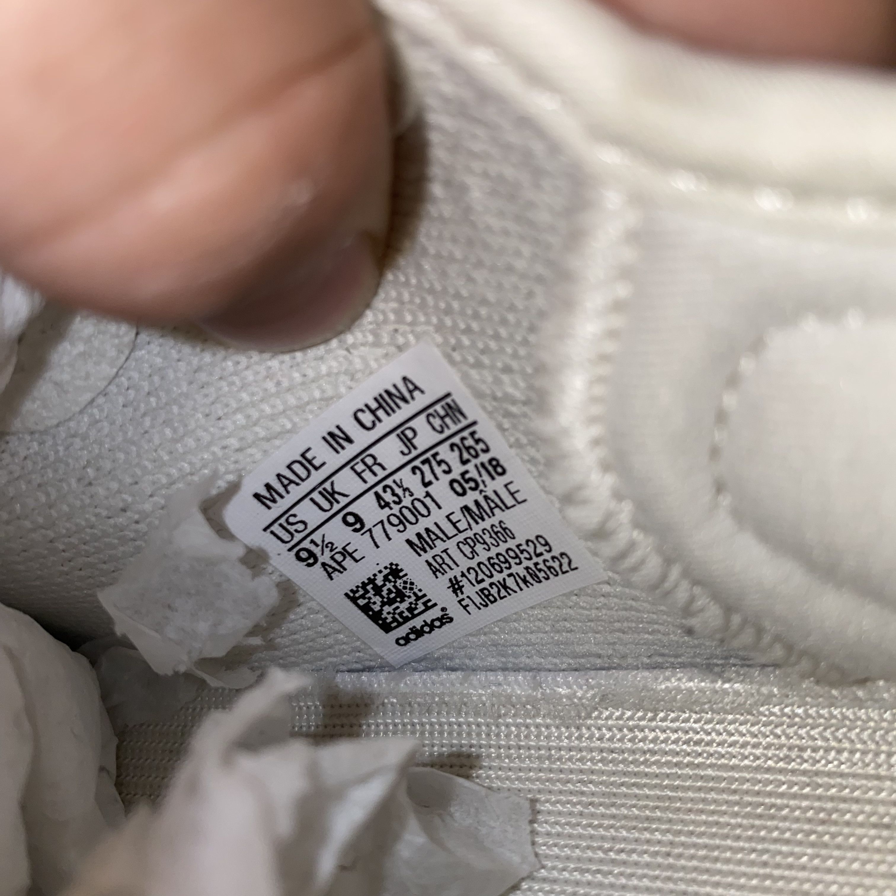 Adidas × Kanye West Yeezy 350 V2 Size US 9.5 / EU 42-43 - 6 Thumbnail