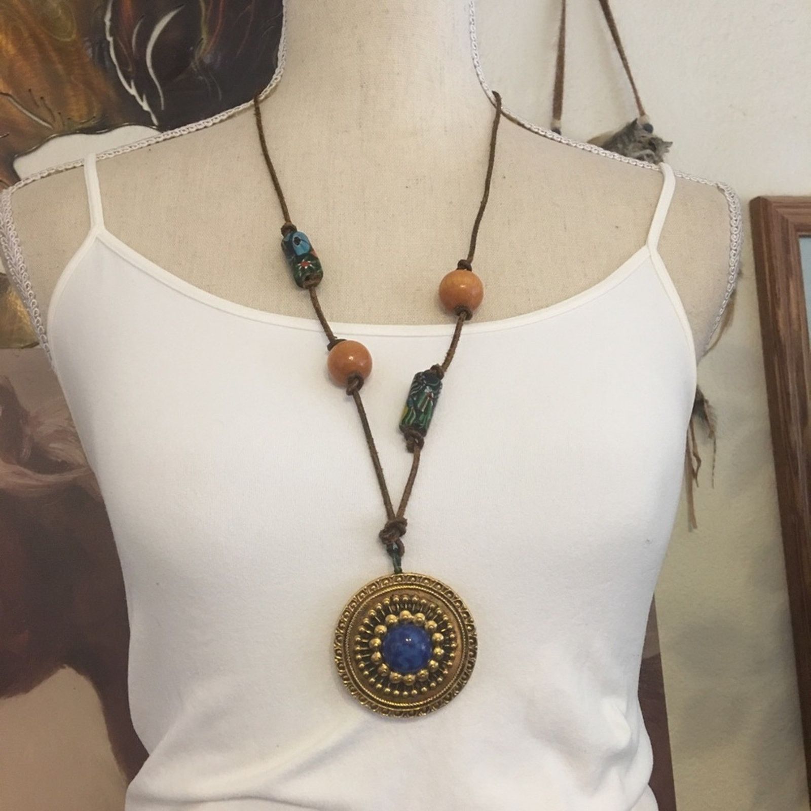 Vintage Vintage 80s long medallion leather cord necklace Size ONE SIZE - 2 Thumbnail