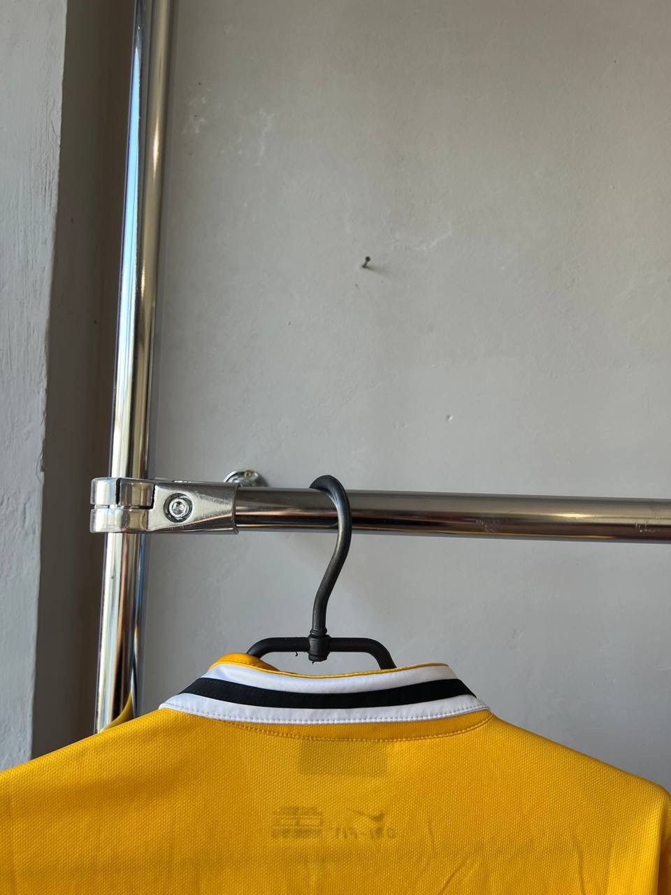 Nike 2013/14 JUVENTUS FC AWAY SOCCER JERSEY FOOTBALL SHIRT NIKE S Size US L / EU 52-54 / 3 - 14 Thumbnail