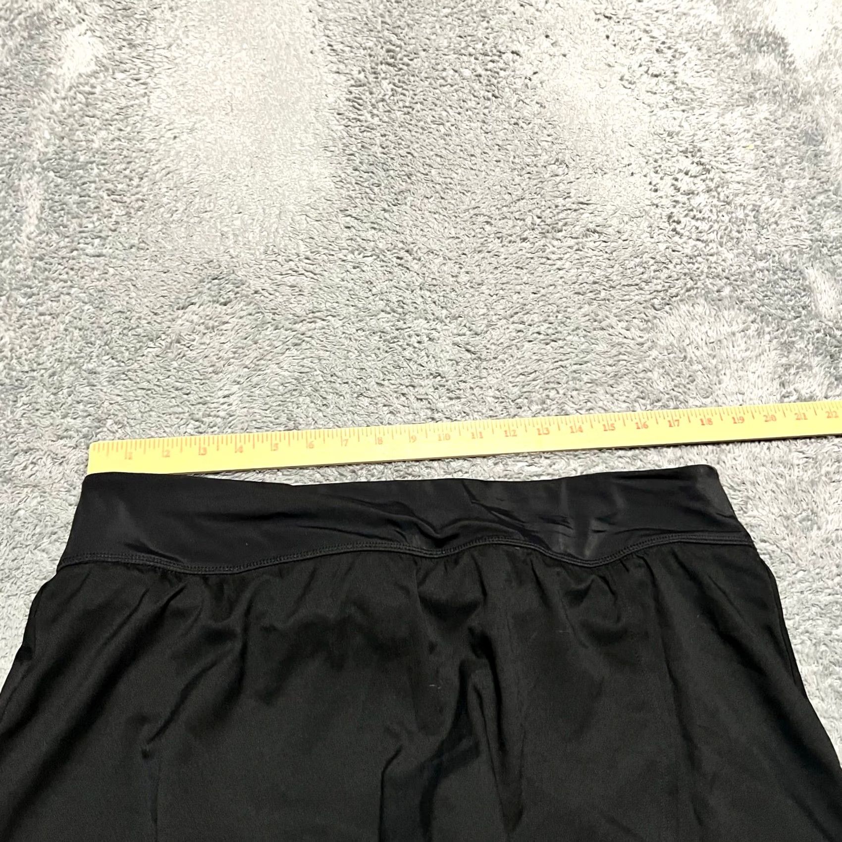 Nike Nike Skirt Skort Womens XL Dri-Fit Black Mini Performance Tennis Shoe? Size 40" / US 18 - 6 Thumbnail