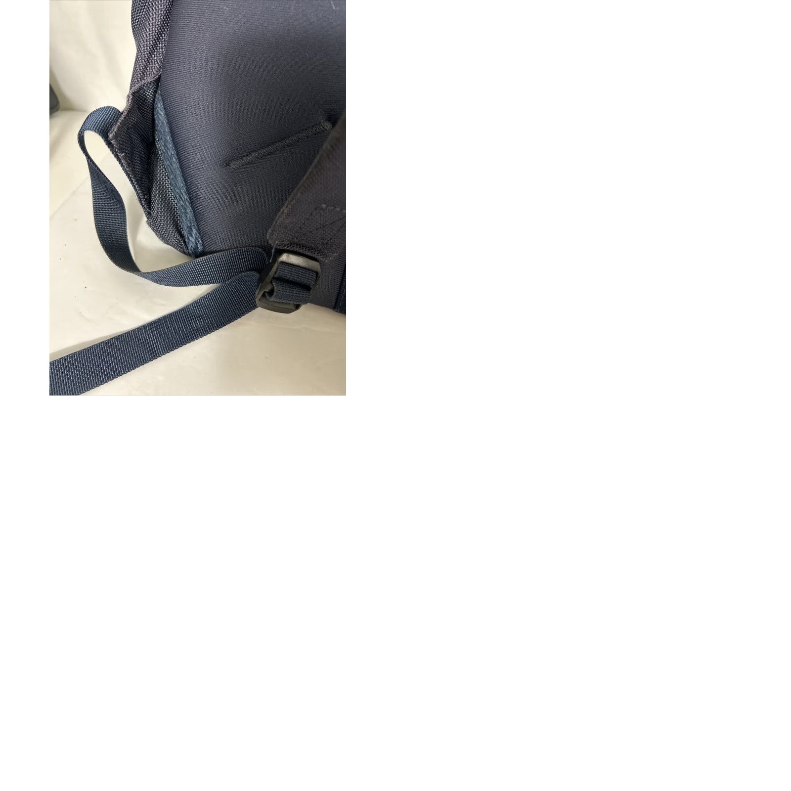 The North Face VINTAGE The North Face Lineage 20L Backpack Navy Blue Aztec Pattern Mens Medium Portable School Outdoor Laptop Sleeve/Protection Rip on Side Size ONE SIZE - 11 Thumbnail