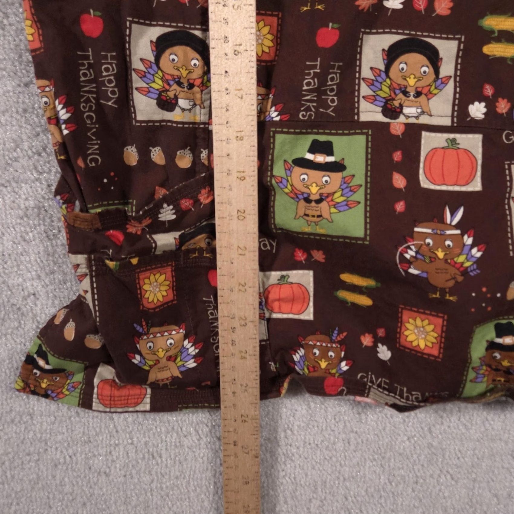 Vintage ScrubTop Womens Large Brown Thanksgiving Turkey Print Nursing Medical V-Neck Short Sleeve Pockets Tunic ScrubStar Size L / US 10 / IT 46 - 7 Thumbnail