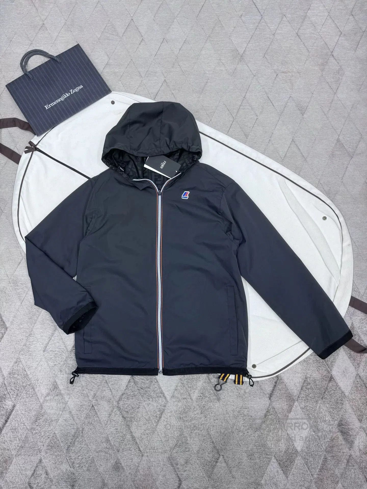 Fendi Fendi Reversible FF Logo Jacket. Size US S / EU 44-46 / 1 - 1 Thumbnail