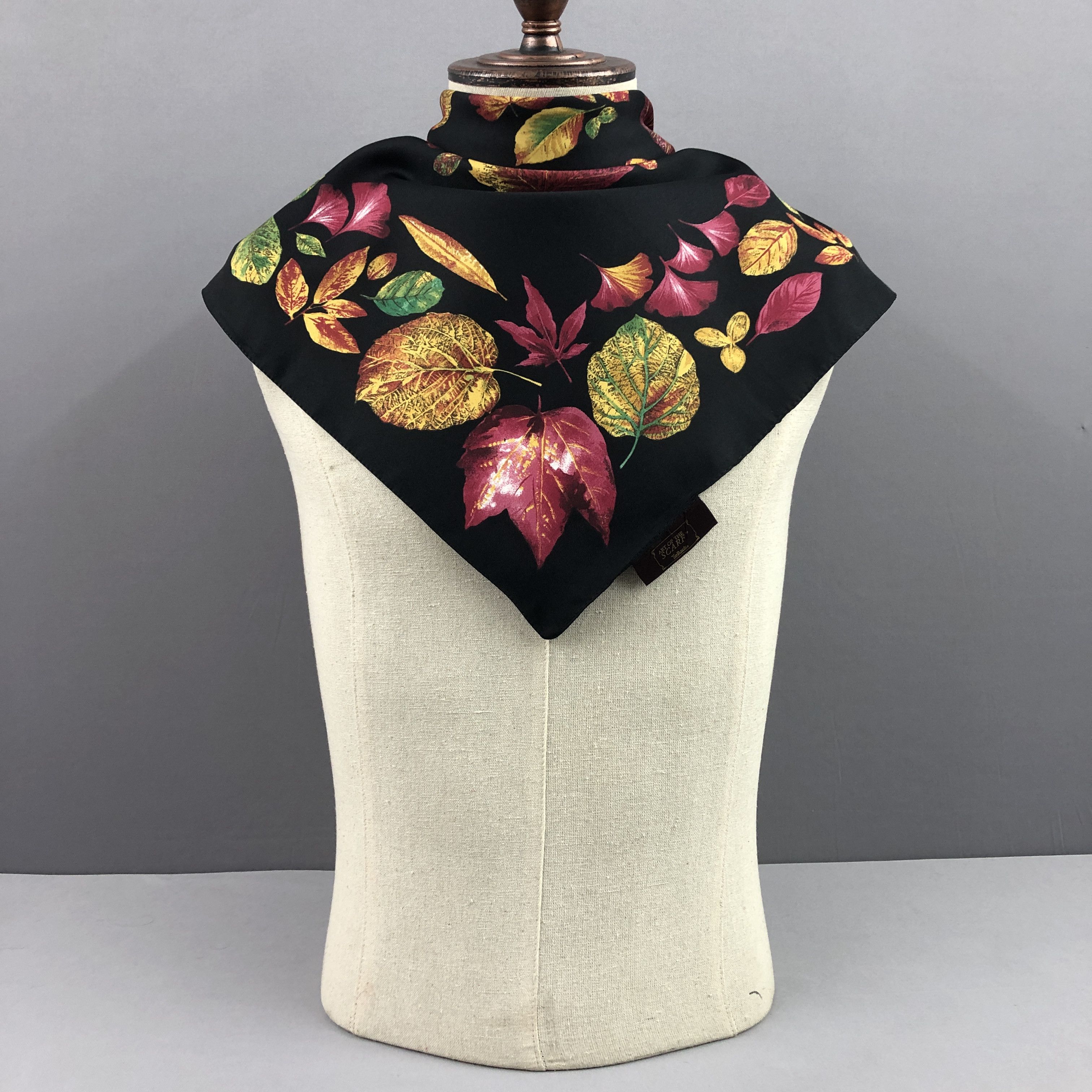 Other Vintage Tie Rack SILK Scarf Twill Stole Wraps Scarves Size ONE SIZE - 2 Thumbnail