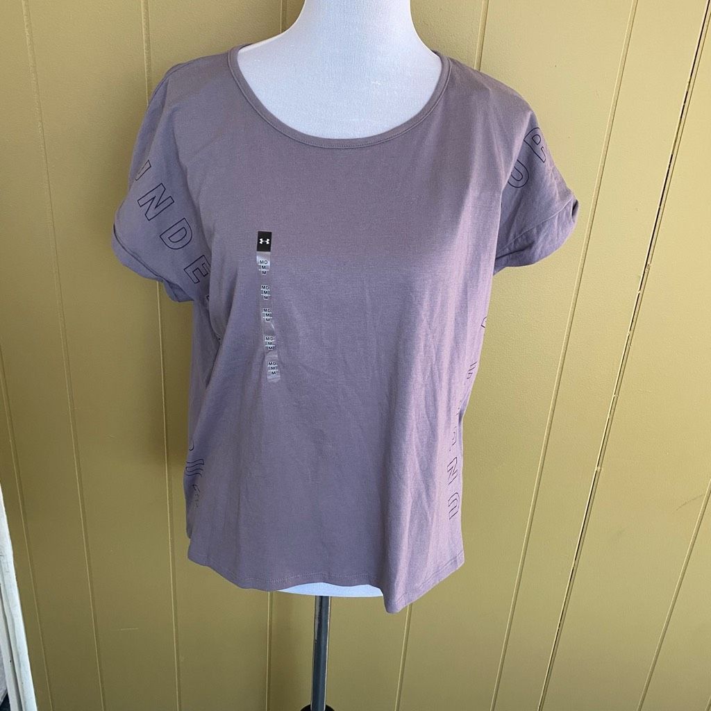 Under Armour Under Armour women M loose fit heat gear brand new shirt sle Size M / US 6-8 / IT 42-44 - 1 Thumbnail