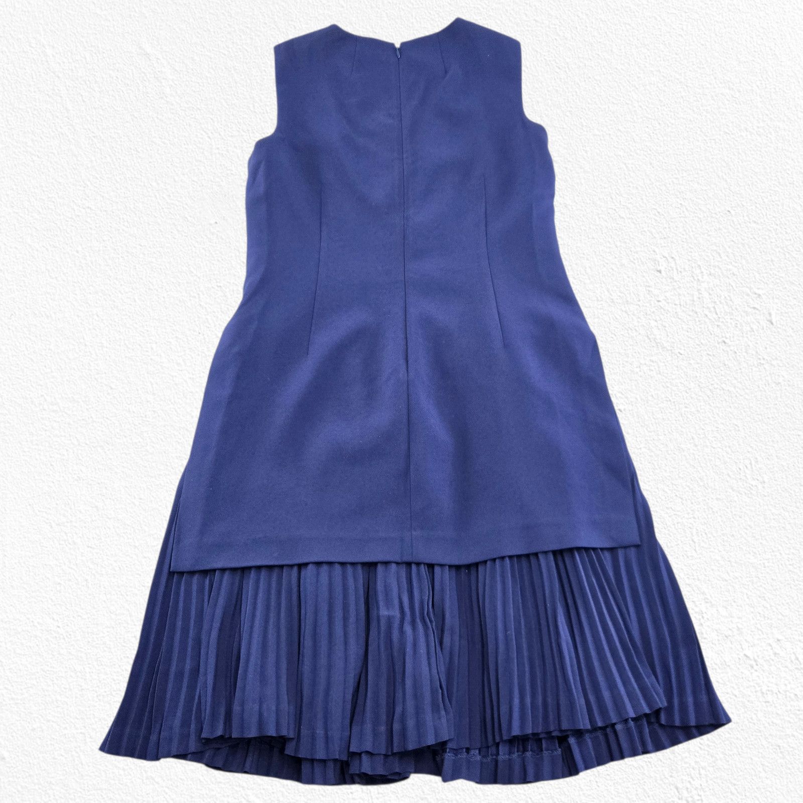 Theory Navy Blue Pleated Hem Modern Sleeveless Dress Size 4 Size S / US 4 / IT 40 - 11 Thumbnail