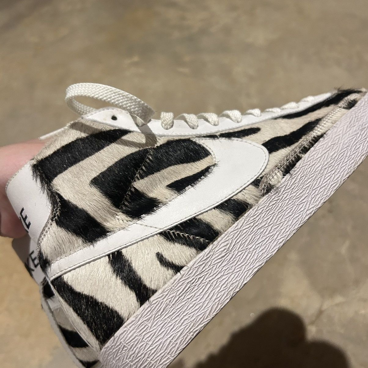 Nike Nike SB Blazer Mid Premium Zebra Pony Hair 2007 US 10.5 Size US 10.5 / EU 43-44 - 8 Thumbnail